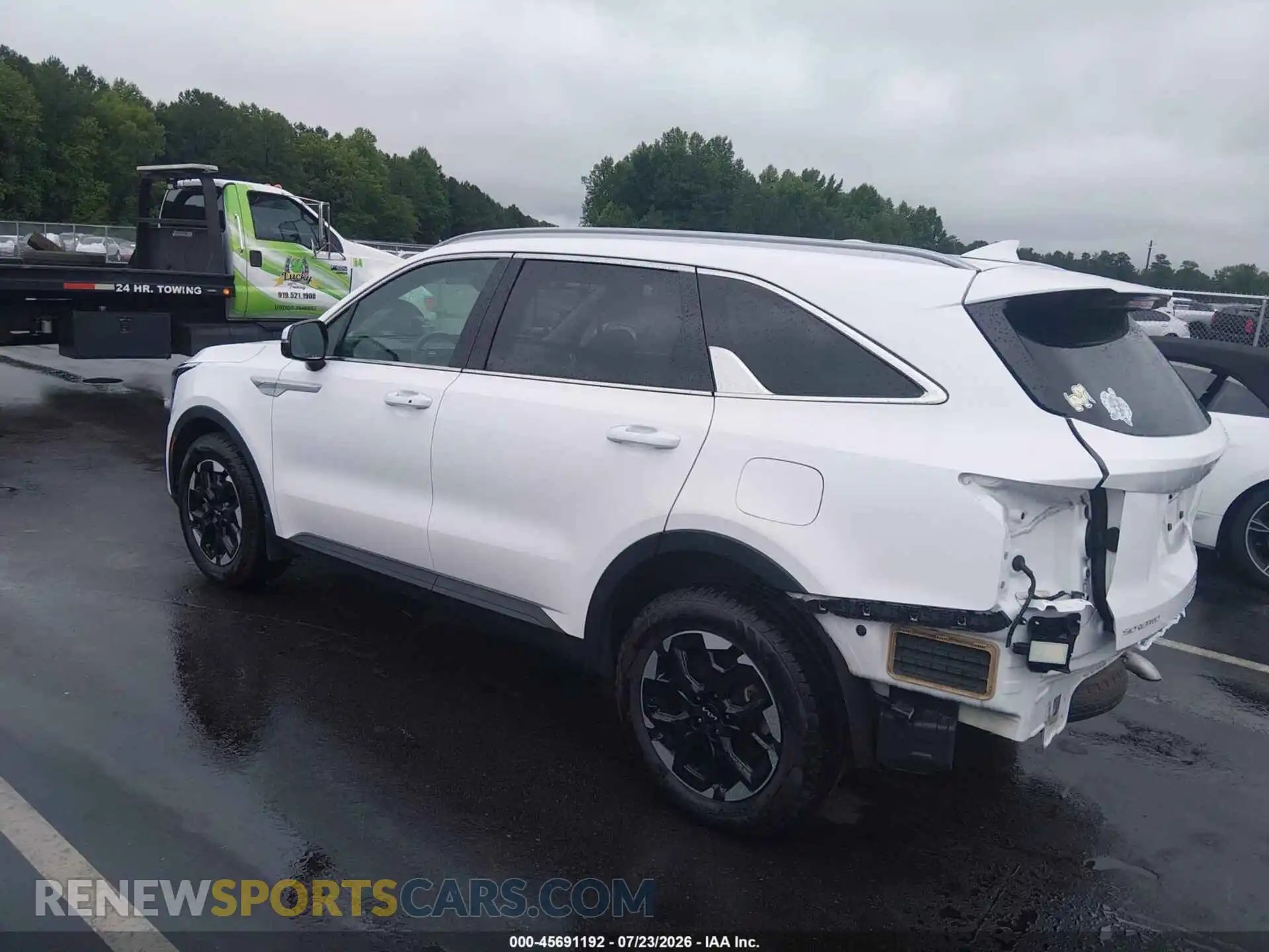 3 Photograph of a damaged car 5XYRL4JC7RG291084 KIA SORENTO 2024