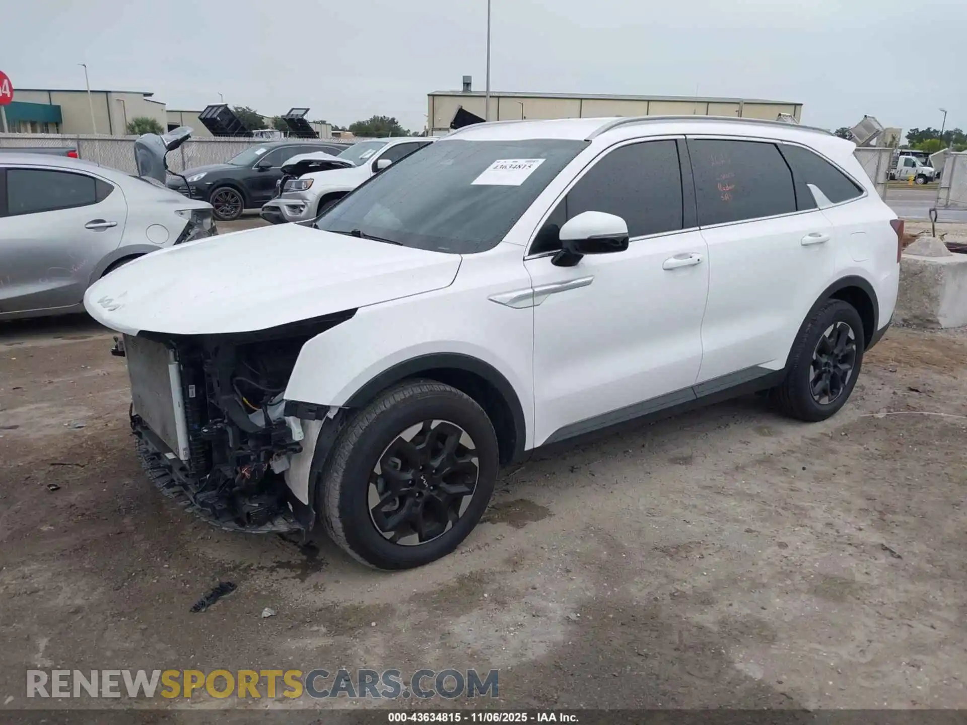 2 Photograph of a damaged car 5XYRL4JC8RG258174 KIA SORENTO 2024