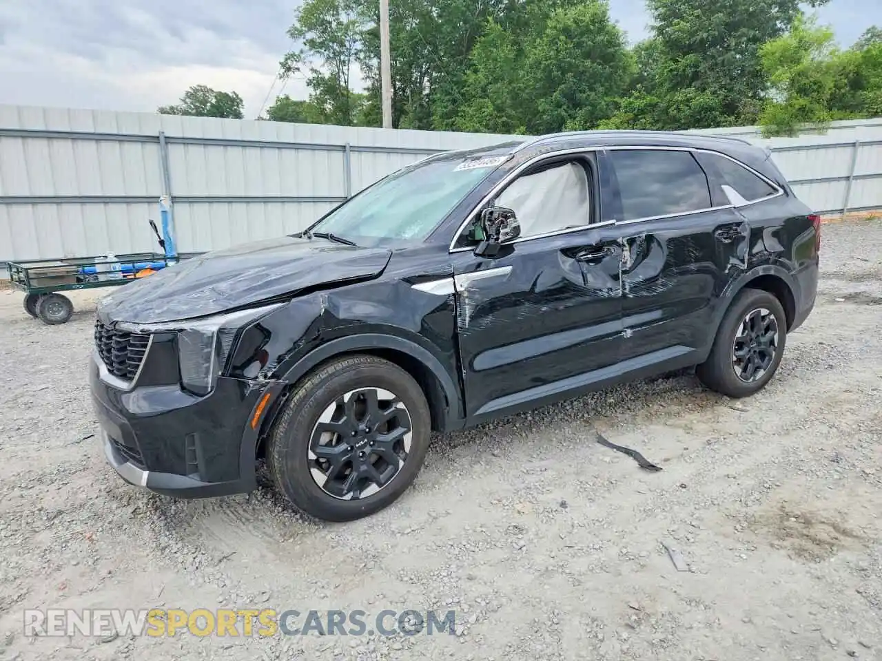 1 Photograph of a damaged car 5XYRL4JC8RG275699 KIA SORENTO 2024