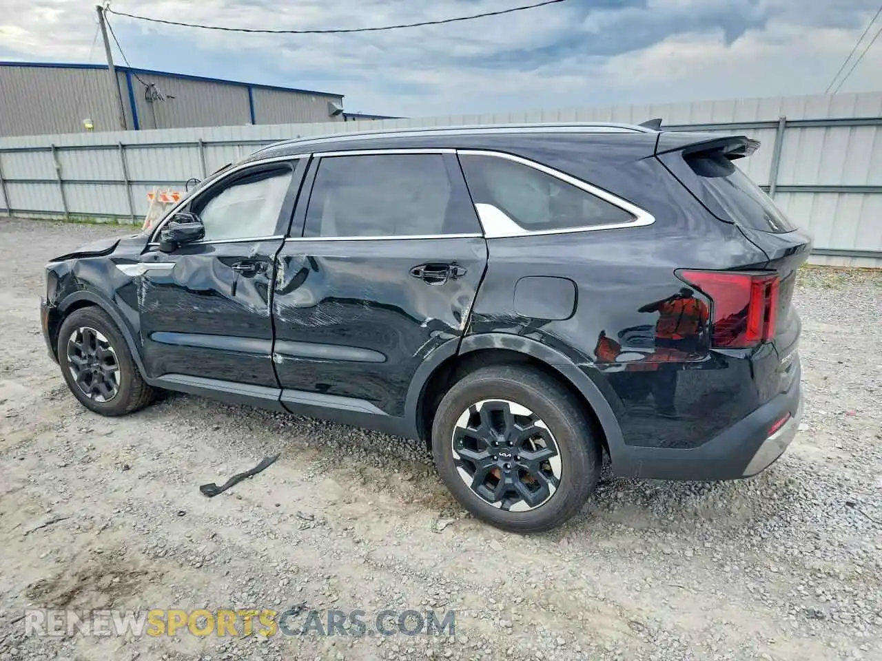 2 Photograph of a damaged car 5XYRL4JC8RG275699 KIA SORENTO 2024
