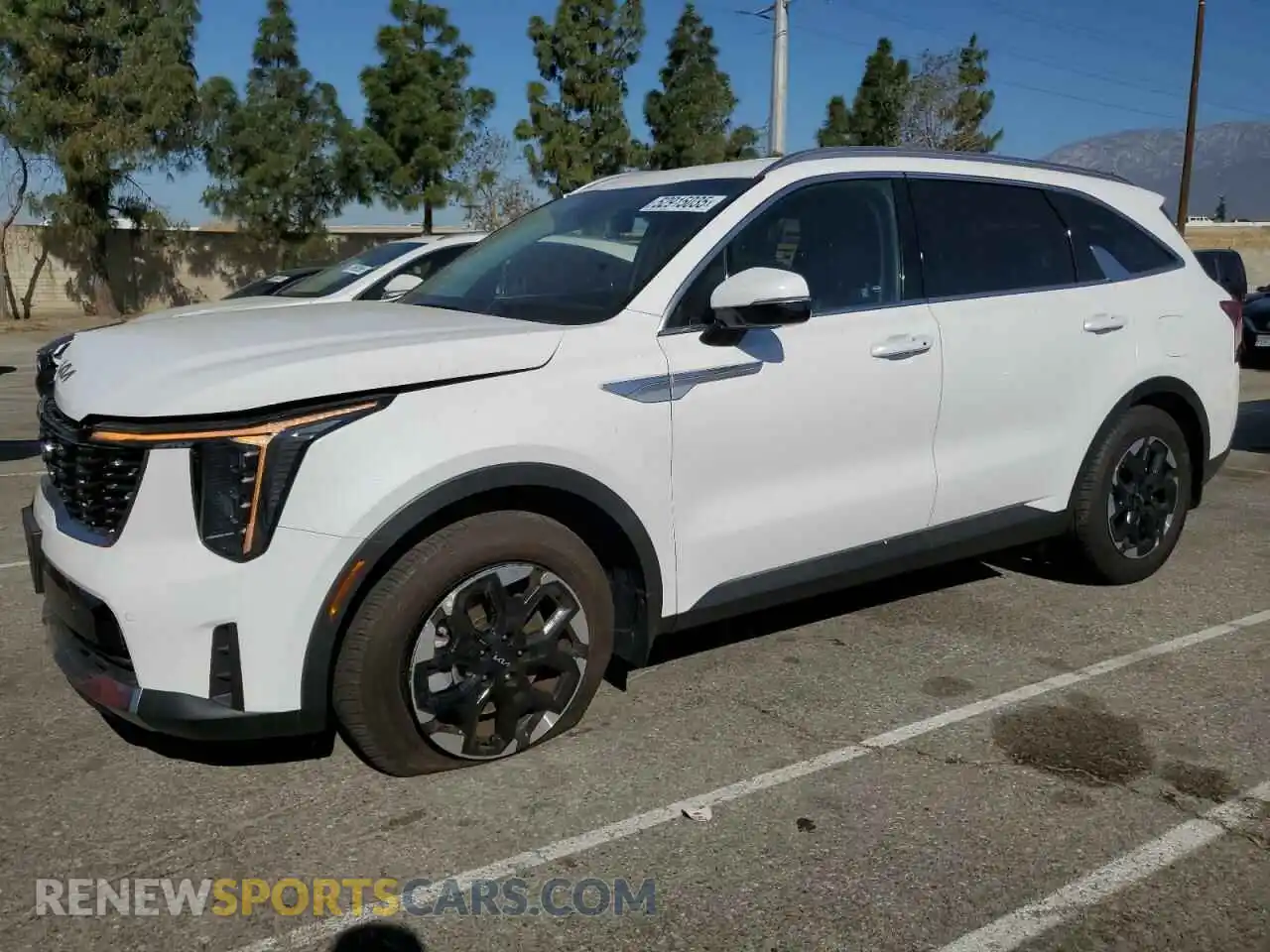 1 Фотография поврежденного автомобиля 5XYRL4JC8RG282474 KIA SORENTO 2024