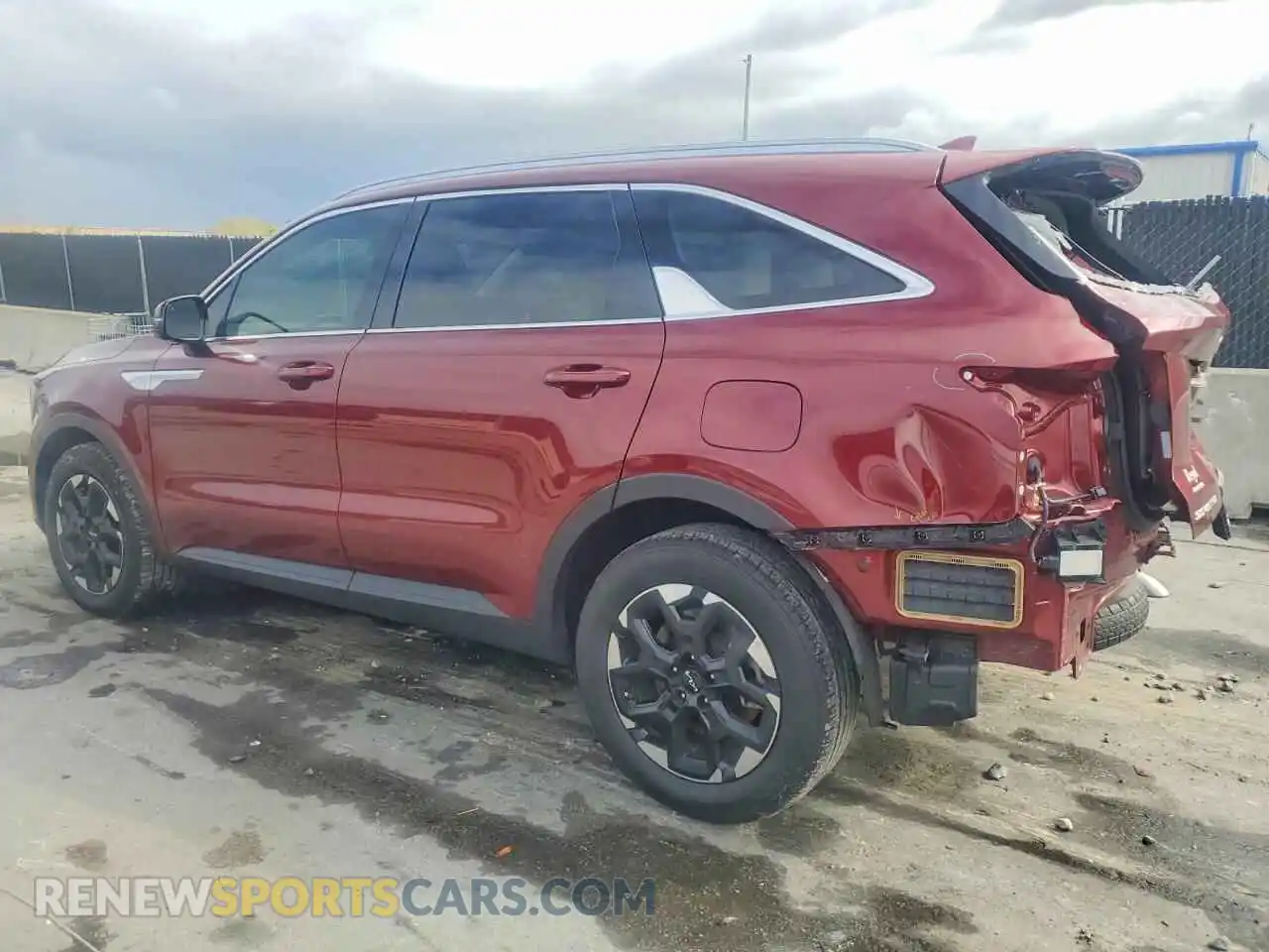 2 Photograph of a damaged car 5XYRL4JC8RG295080 KIA SORENTO 2024