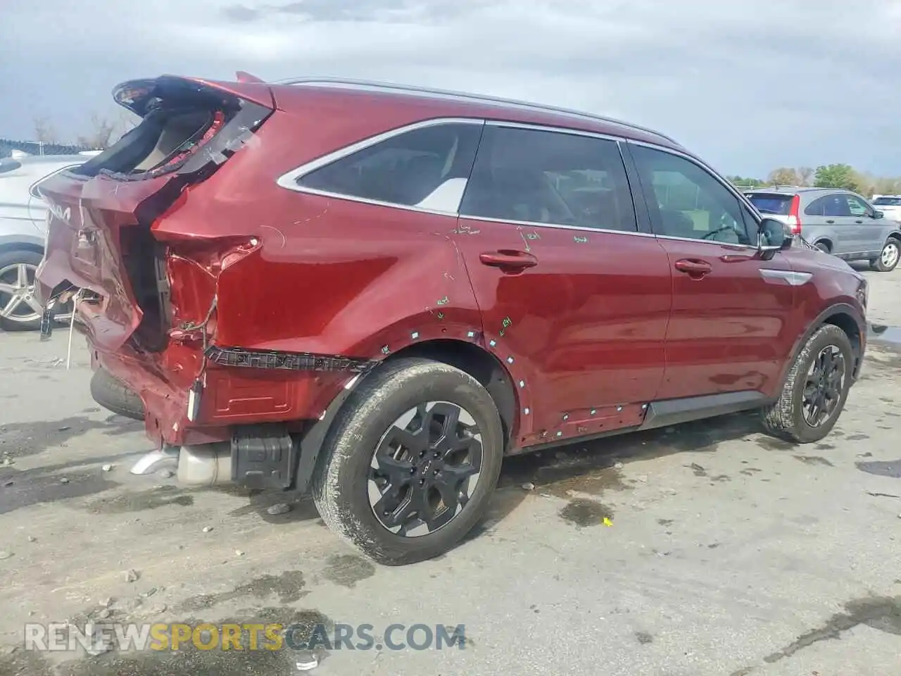 3 Photograph of a damaged car 5XYRL4JC8RG295080 KIA SORENTO 2024