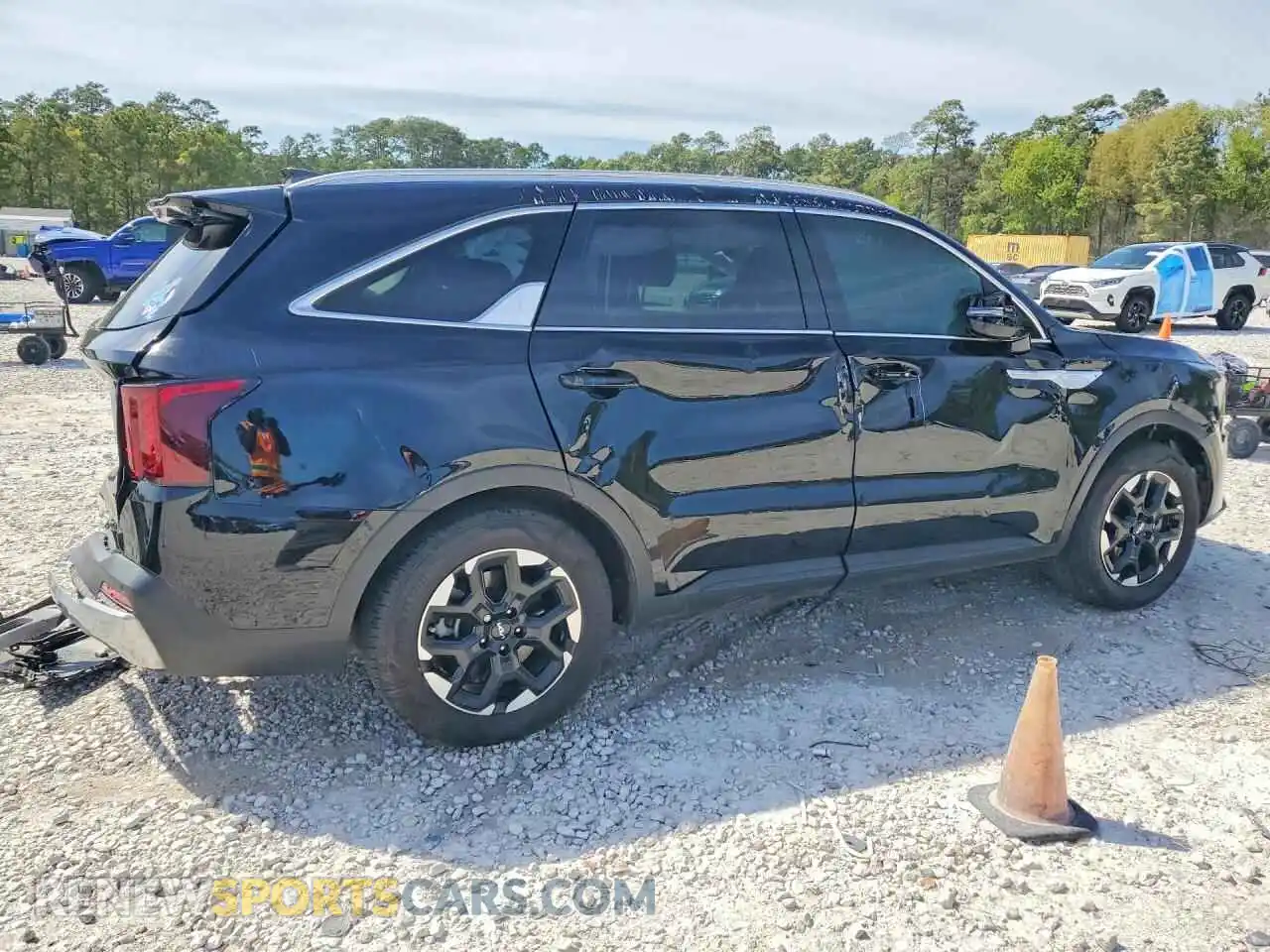 3 Photograph of a damaged car 5XYRL4JC9RG295671 KIA SORENTO 2024