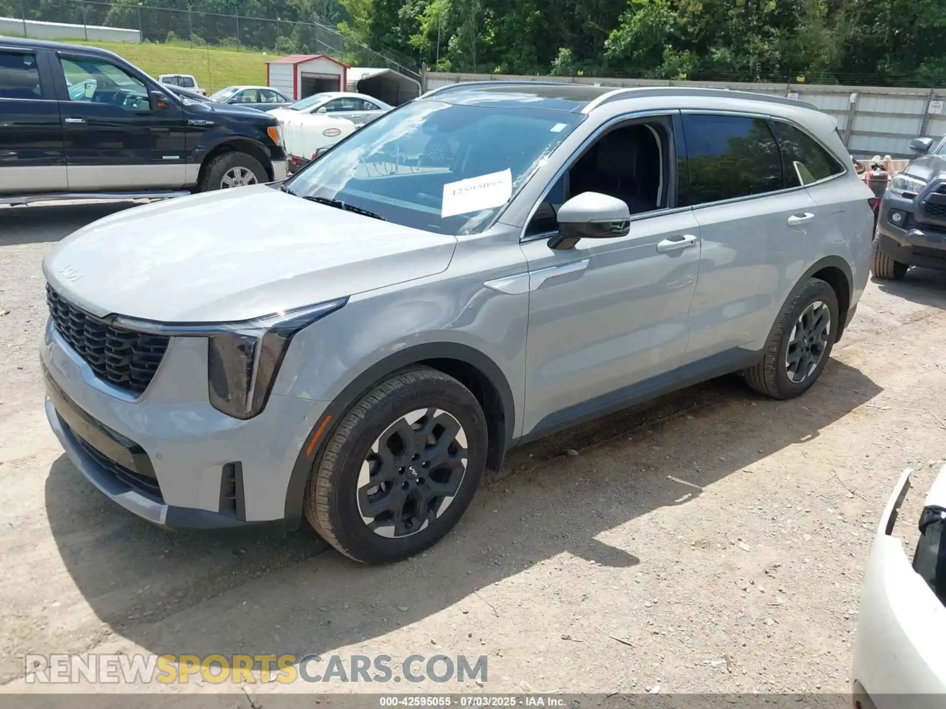 2 Photograph of a damaged car 5XYRL4JC9RG302263 KIA SORENTO 2024