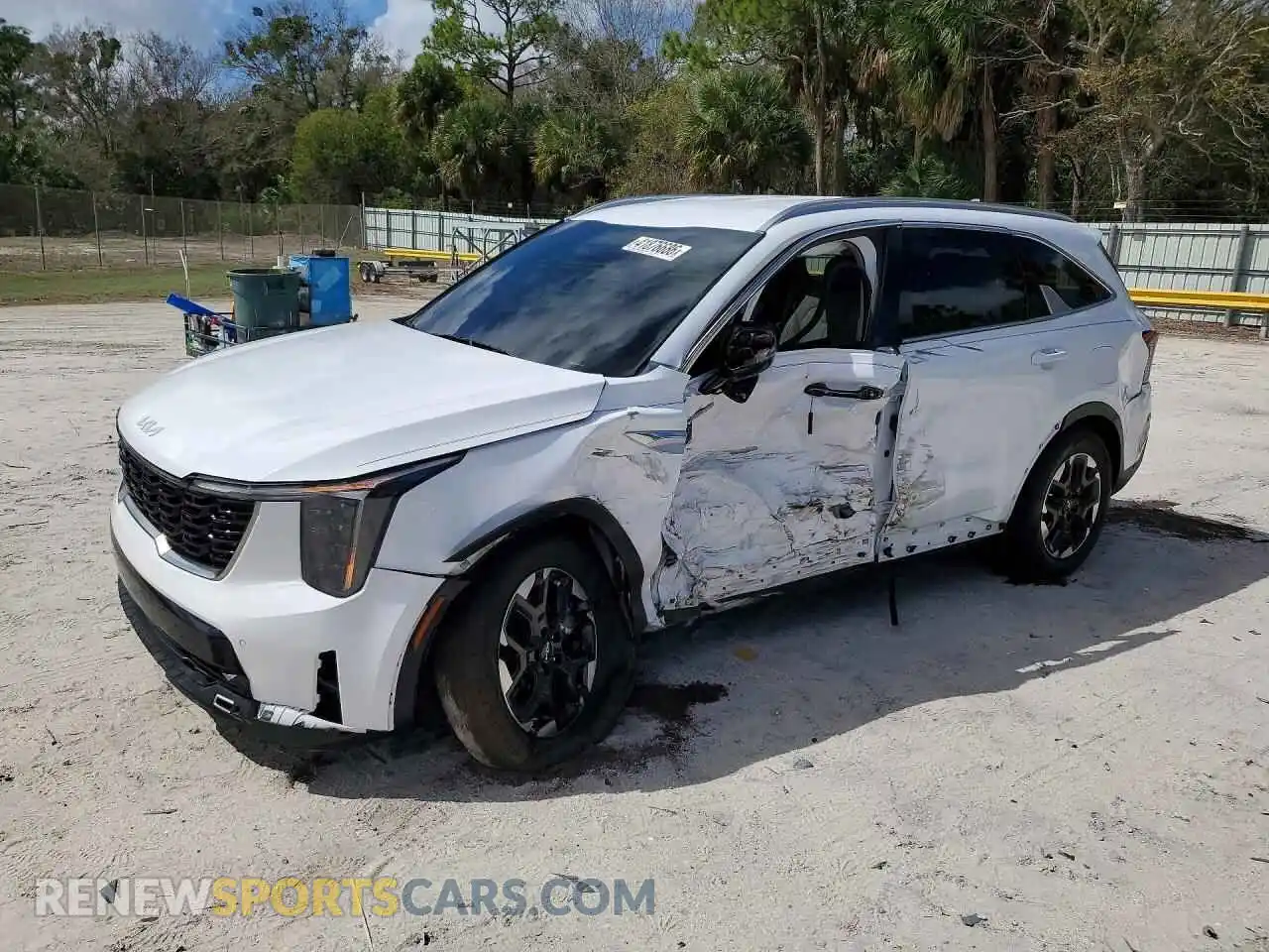 1 Photograph of a damaged car 5XYRL4JCXRG277633 KIA SORENTO 2024