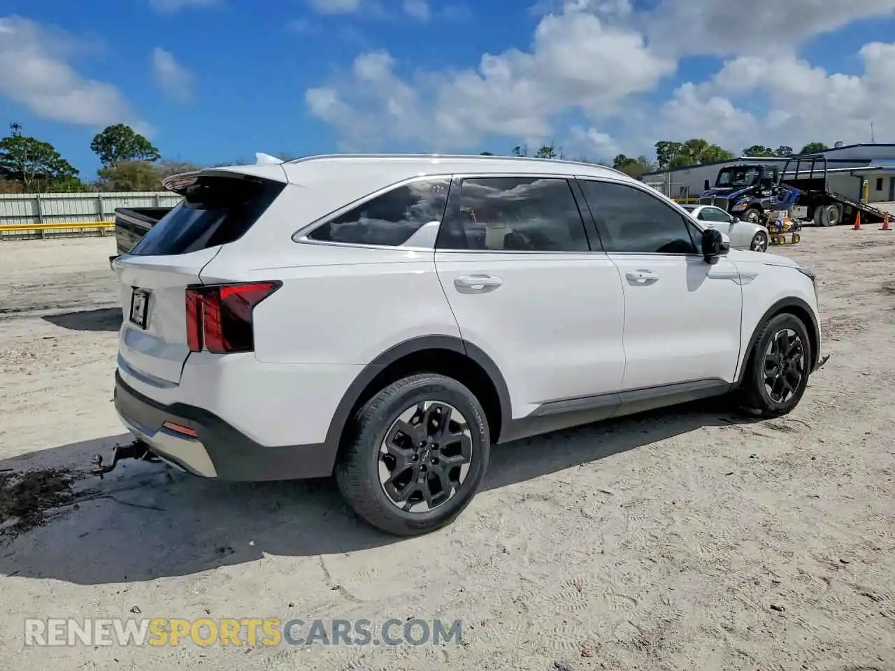 3 Photograph of a damaged car 5XYRL4JCXRG277633 KIA SORENTO 2024