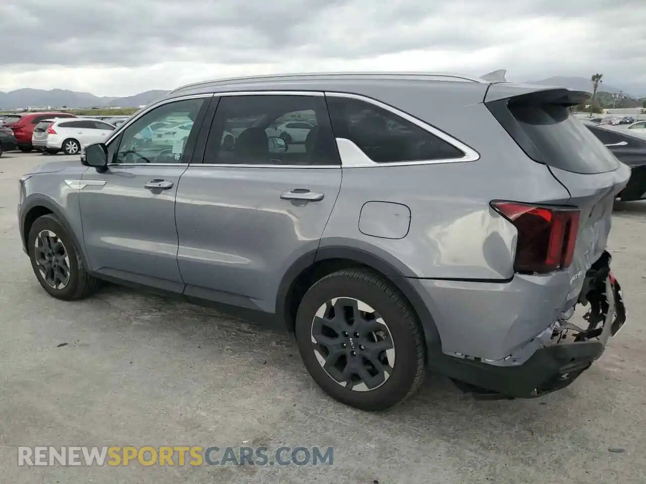 2 Photograph of a damaged car 5XYRL4JCXRG277700 KIA SORENTO 2024