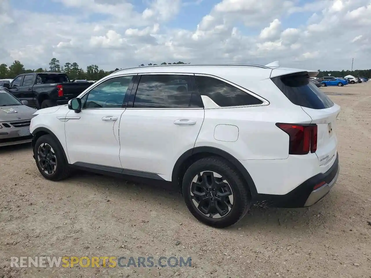 2 fotografías del automóvil dañado 5XYRL4JCXRG277938 KIA SORENTO 2024