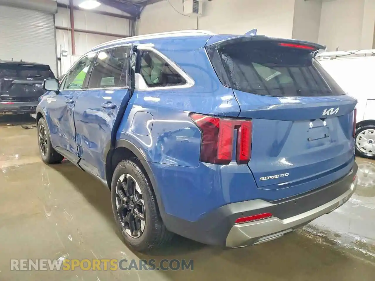 2 Photograph of a damaged car 5XYRL4JCXRG282394 KIA SORENTO 2024