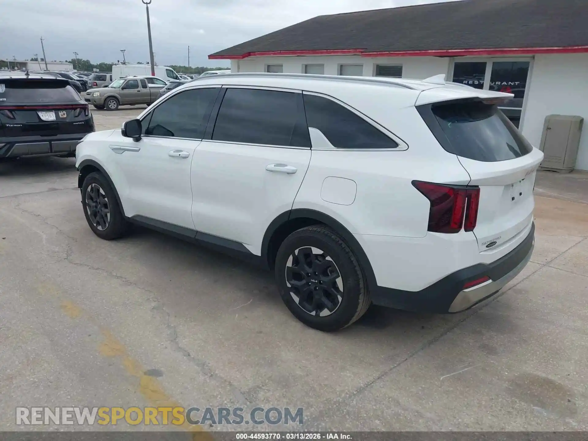3 Photograph of a damaged car 5XYRL4JCXRG287630 KIA SORENTO 2024