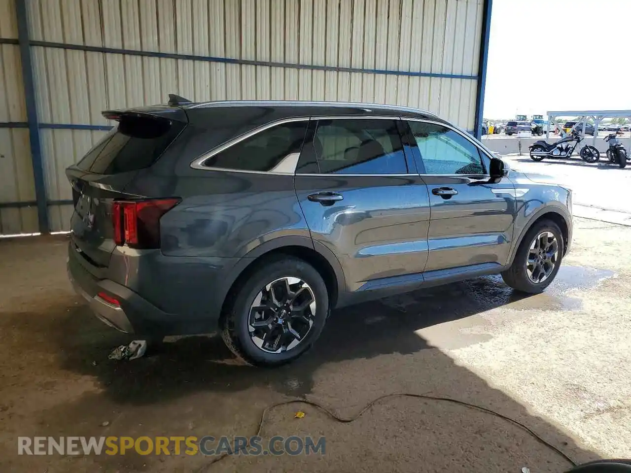3 Photograph of a damaged car 5XYRL4JCXRG289880 KIA SORENTO 2024