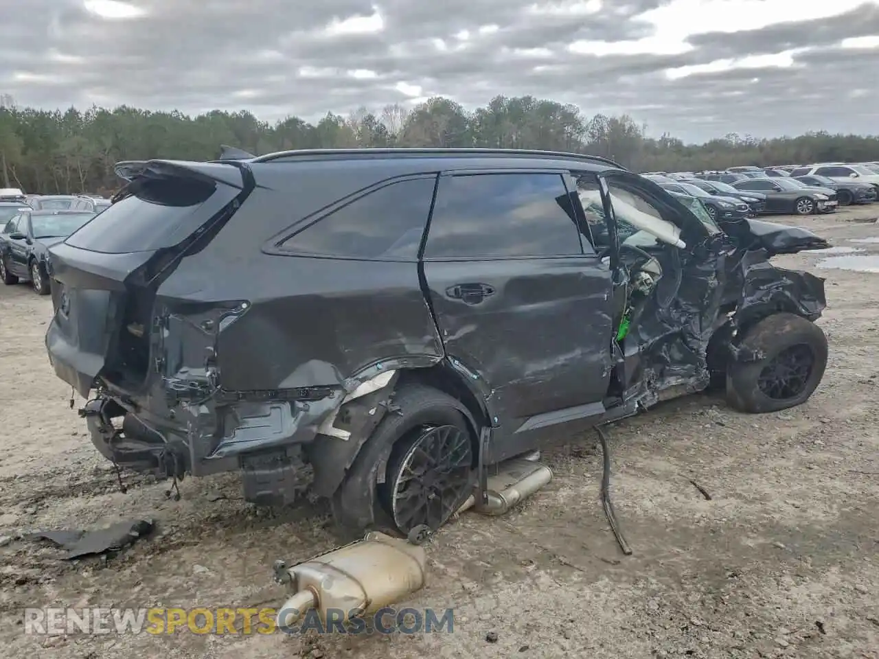 3 Photograph of a damaged car 5XYRL4JCXRG293086 KIA SORENTO 2024