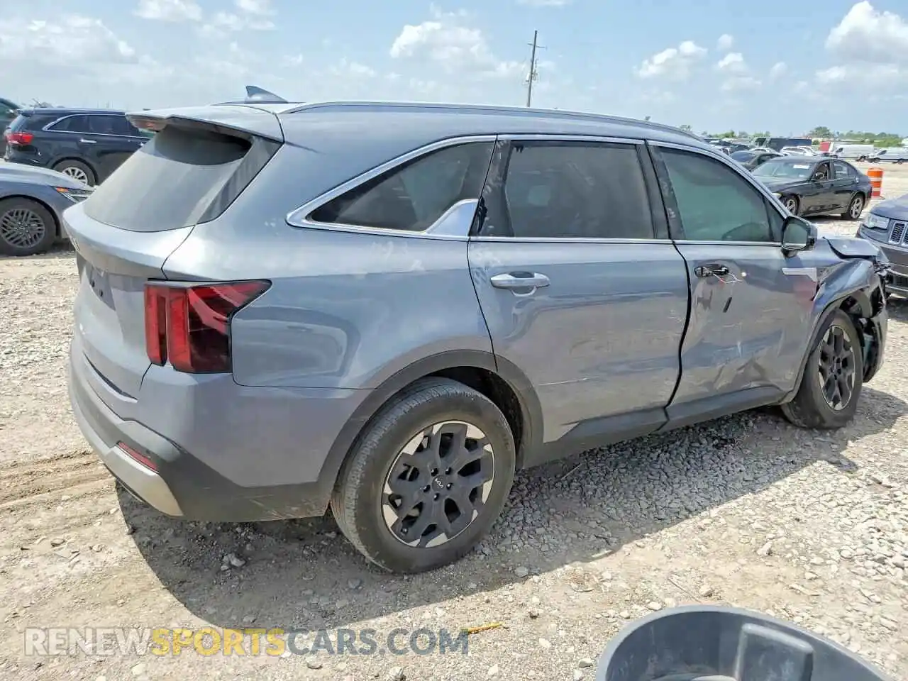 3 Photograph of a damaged car 5XYRL4JCXRG299499 KIA SORENTO 2024
