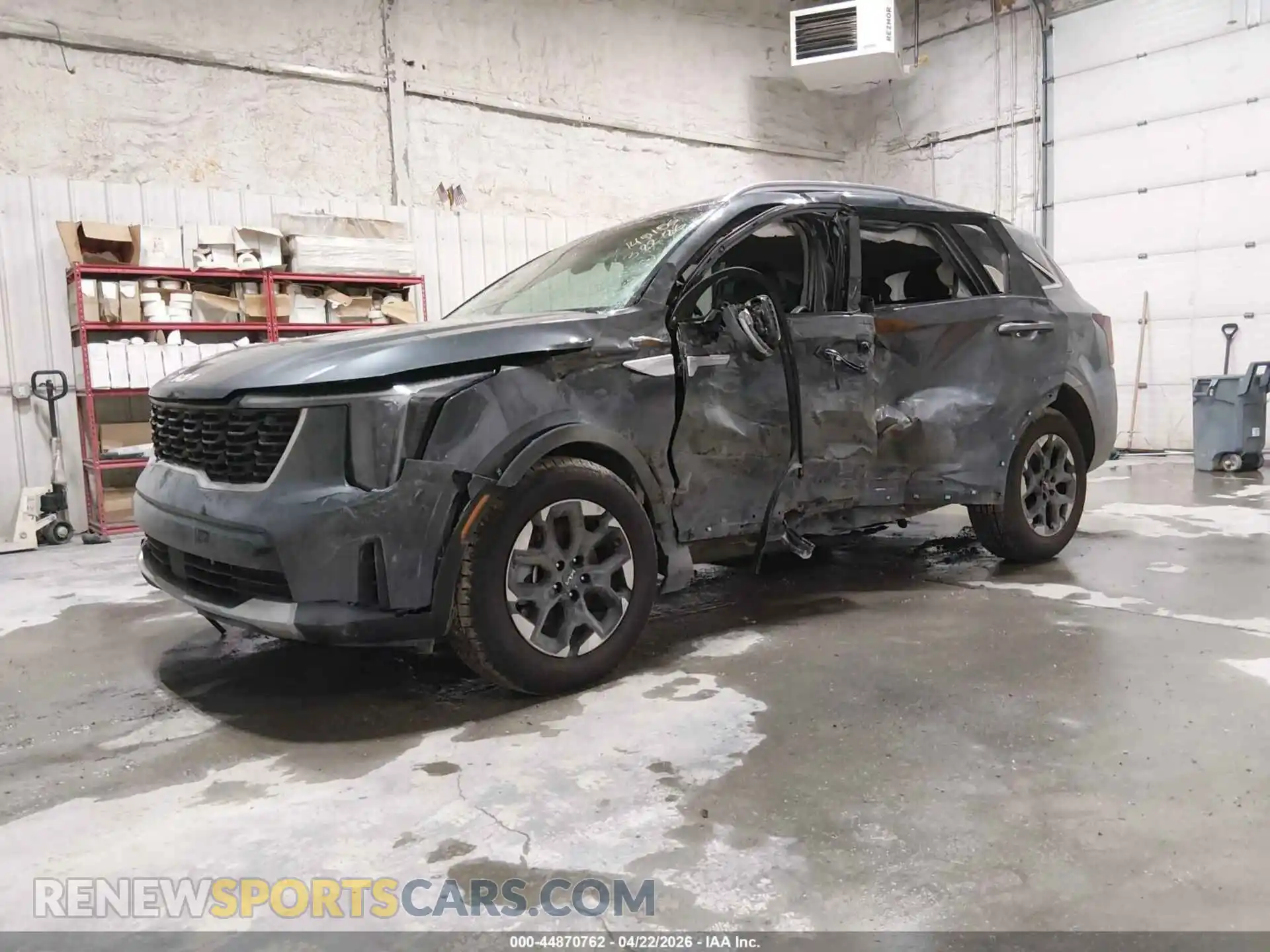 2 Photograph of a damaged car 5XYRLDJC0RG260985 KIA SORENTO 2024