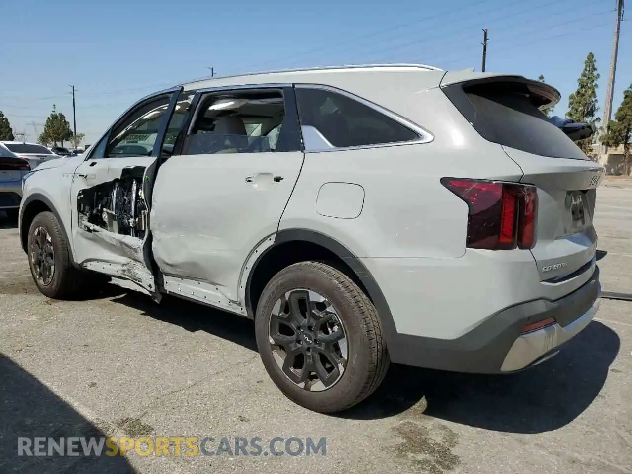 2 Photograph of a damaged car 5XYRLDJC0RG270884 KIA SORENTO 2024