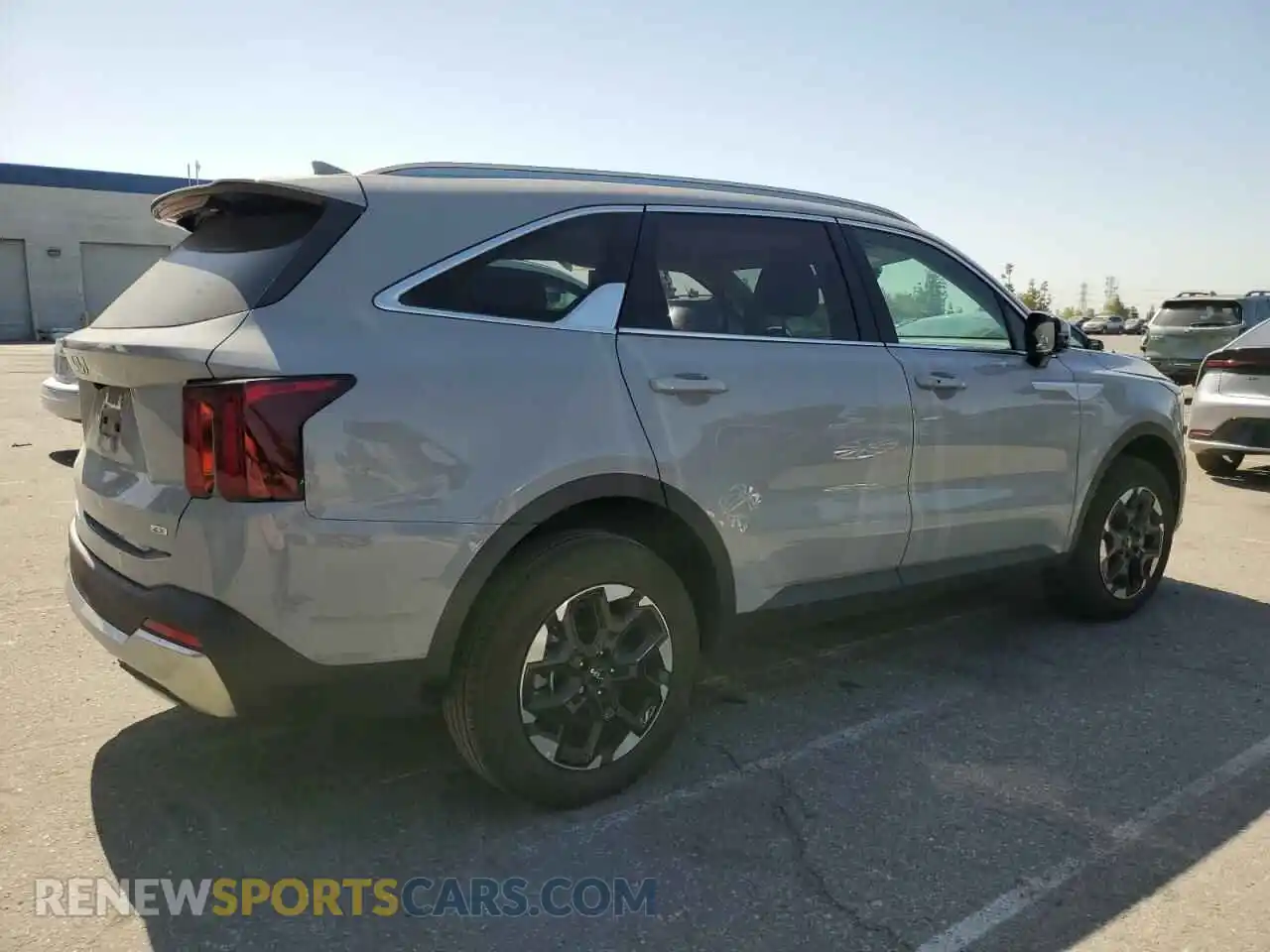 3 Photograph of a damaged car 5XYRLDJC0RG270884 KIA SORENTO 2024
