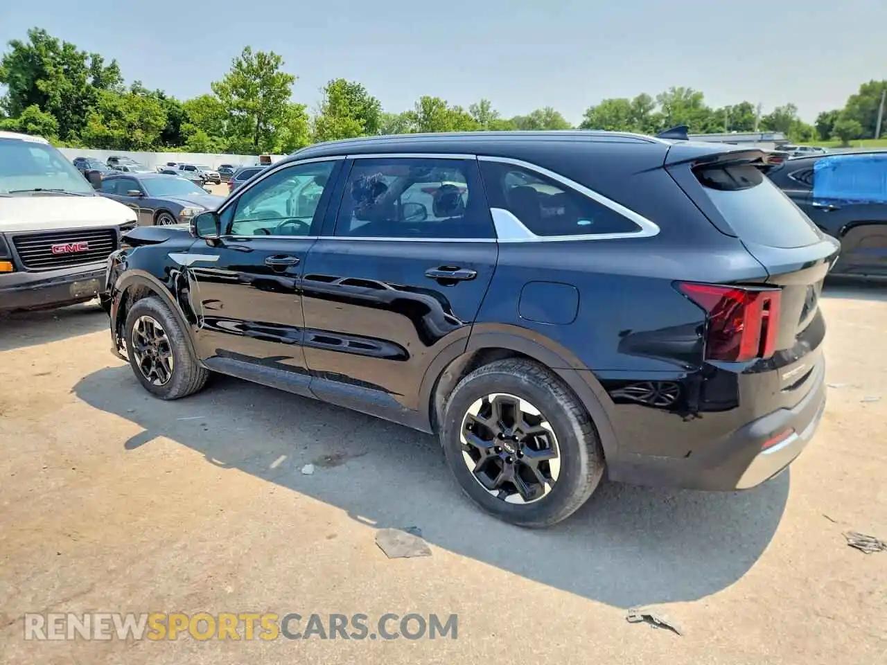 2 Photograph of a damaged car 5XYRLDJC0RG280430 KIA SORENTO 2024