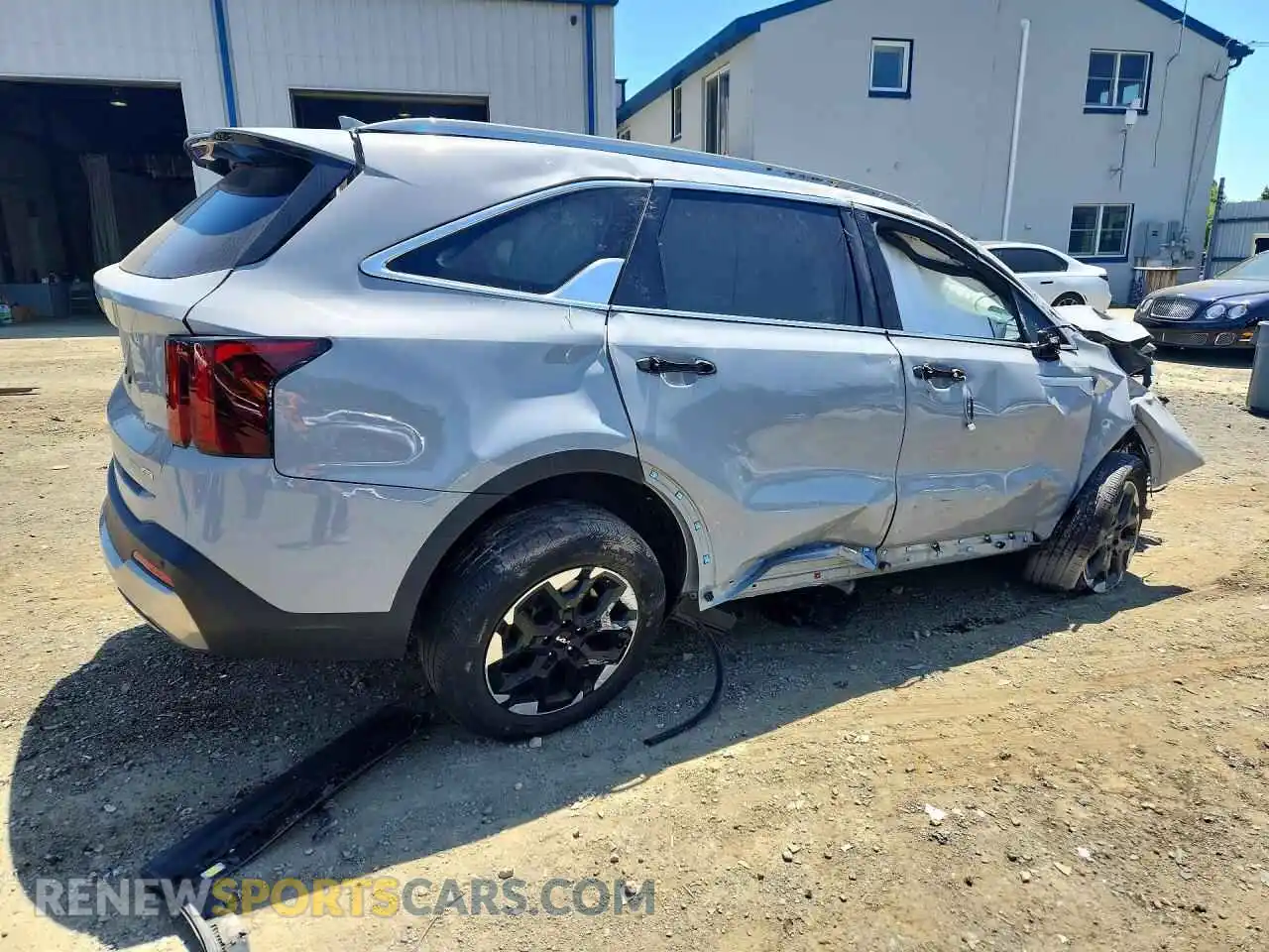 3 Photograph of a damaged car 5XYRLDJC0RG286292 KIA SORENTO 2024