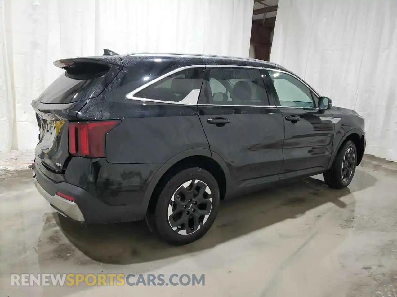 3 Photograph of a damaged car 5XYRLDJC0RG287670 KIA SORENTO 2024