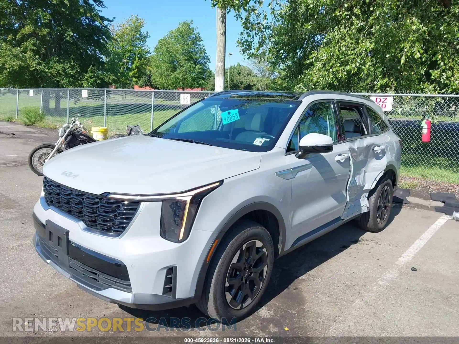 2 Photograph of a damaged car 5XYRLDJC0RG300353 KIA SORENTO 2024