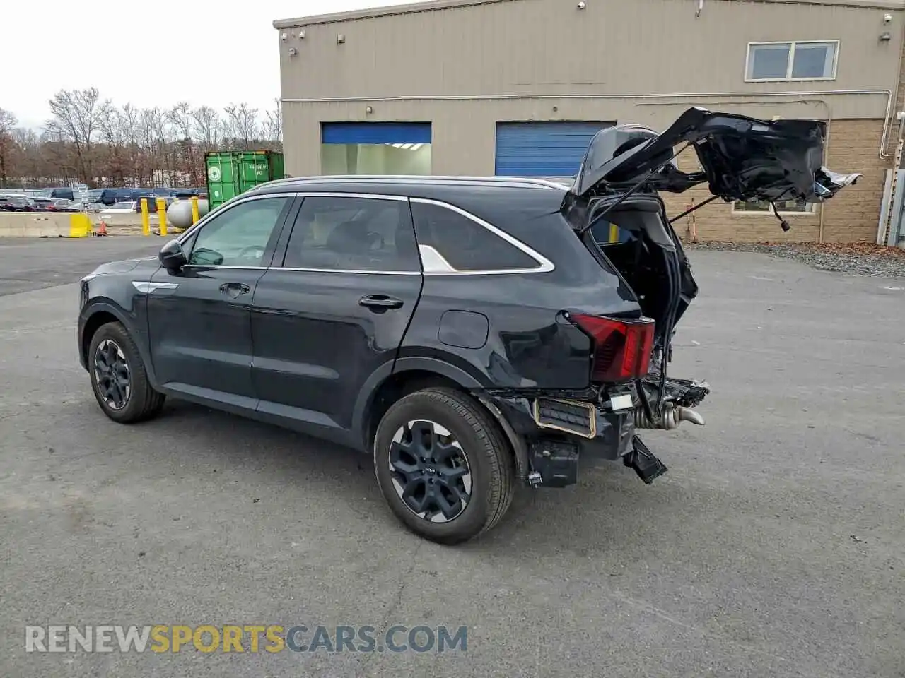 2 Photograph of a damaged car 5XYRLDJC1RG287600 KIA SORENTO 2024