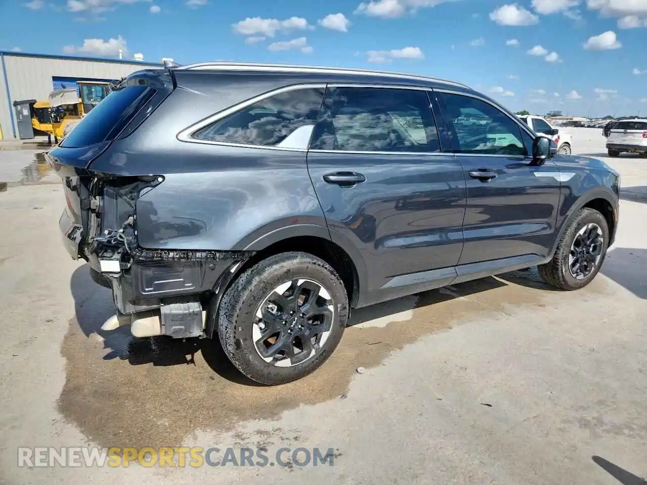 3 Photograph of a damaged car 5XYRLDJC2RG264519 KIA SORENTO 2024