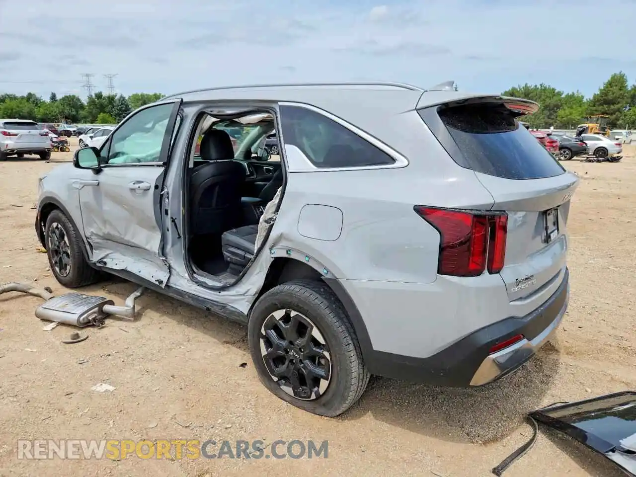 2 Photograph of a damaged car 5XYRLDJC2RG278436 KIA SORENTO 2024