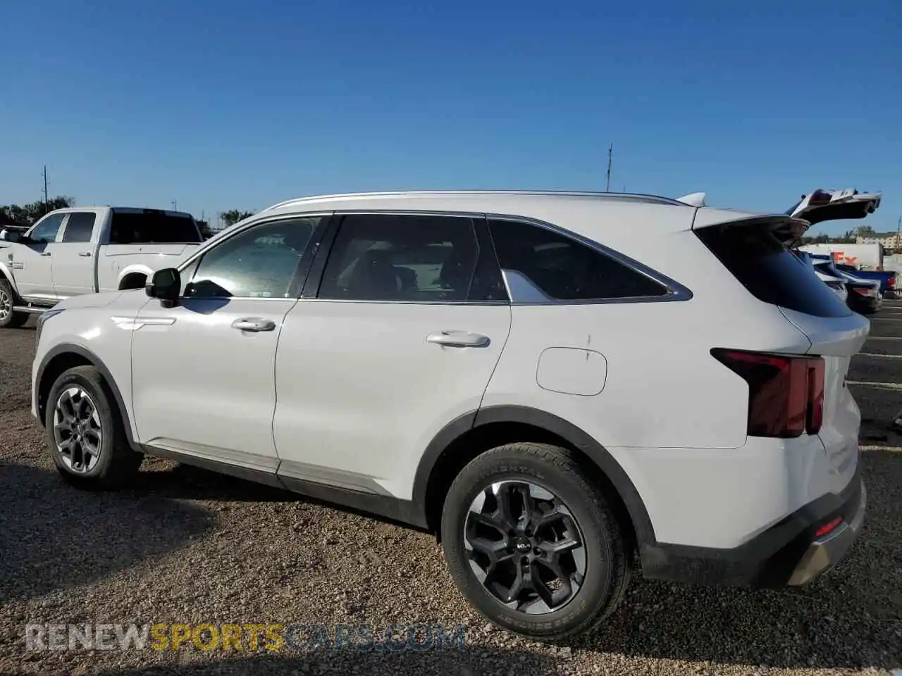 2 Photograph of a damaged car 5XYRLDJC3RG257420 KIA SORENTO 2024