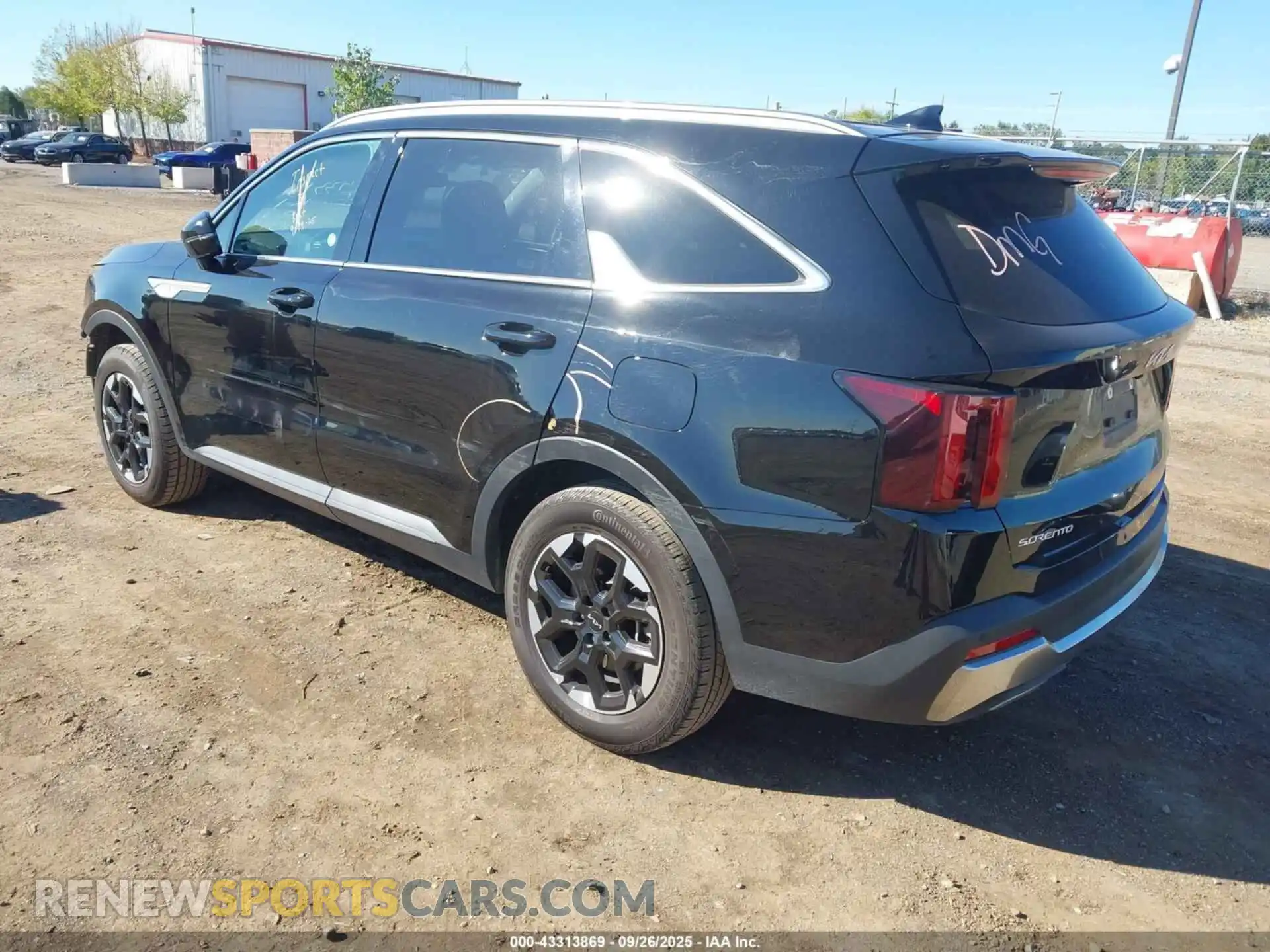 3 Photograph of a damaged car 5XYRLDJC3RG291048 KIA SORENTO 2024