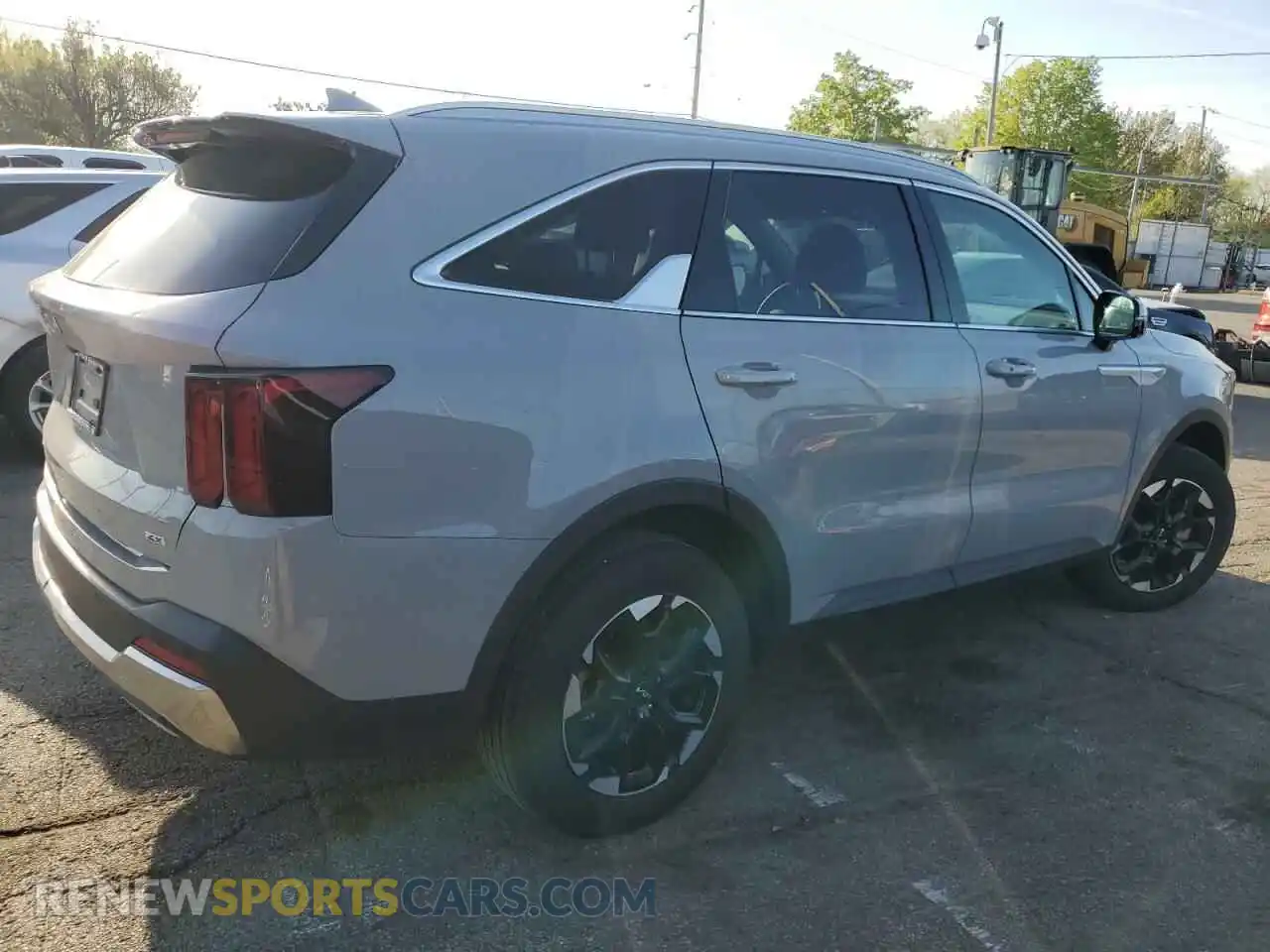 3 Photograph of a damaged car 5XYRLDJC5RG289186 KIA SORENTO 2024