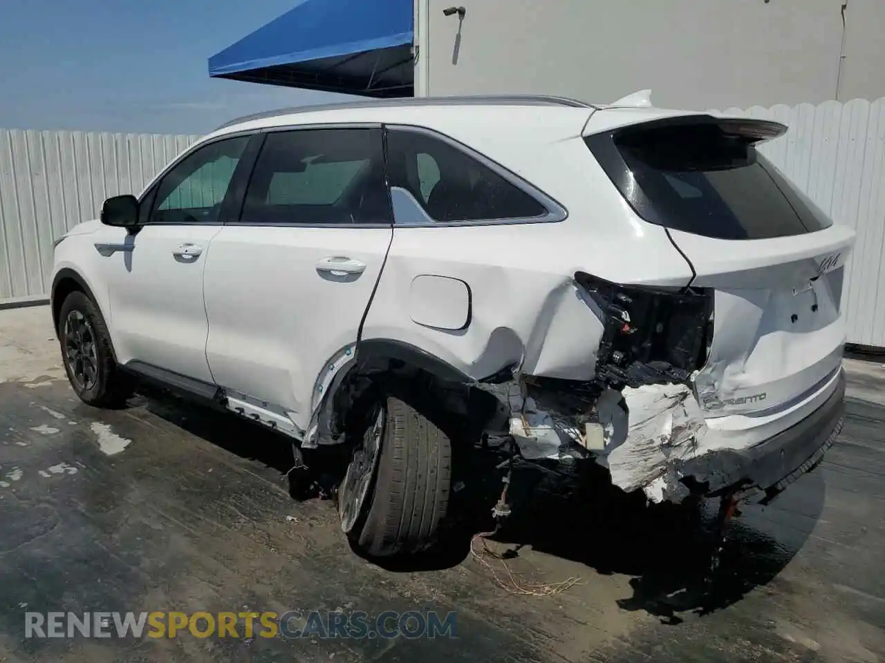 2 Photograph of a damaged car 5XYRLDJC6RG286605 KIA SORENTO 2024