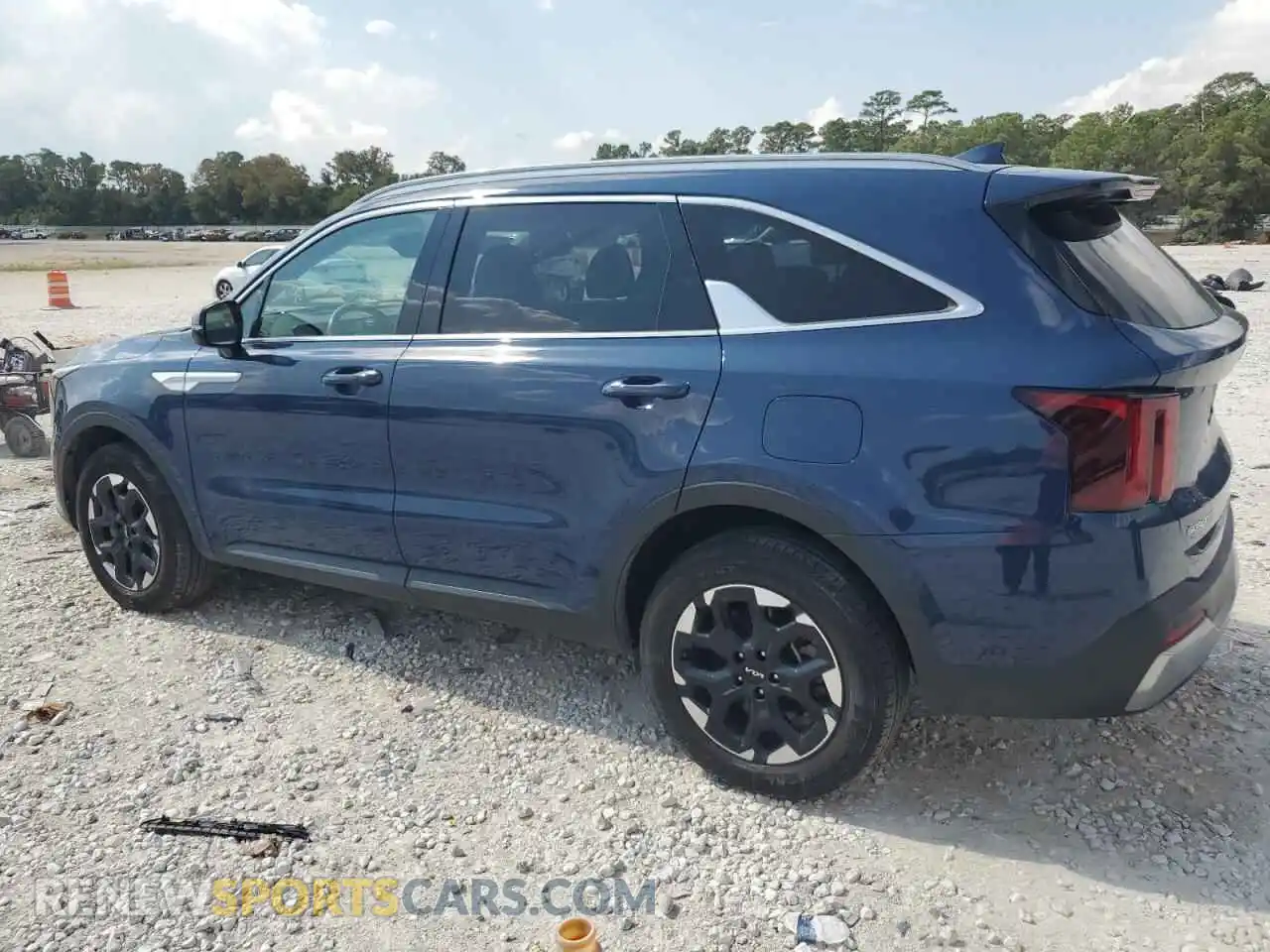 2 Photograph of a damaged car 5XYRLDJC6RG293585 KIA SORENTO 2024
