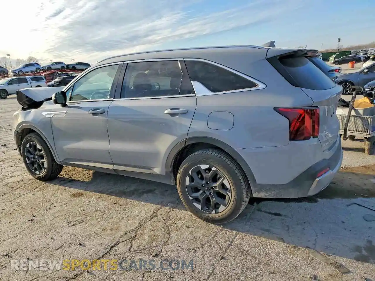 2 fotografías del automóvil dañado 5XYRLDJC7RG255704 KIA SORENTO 2024