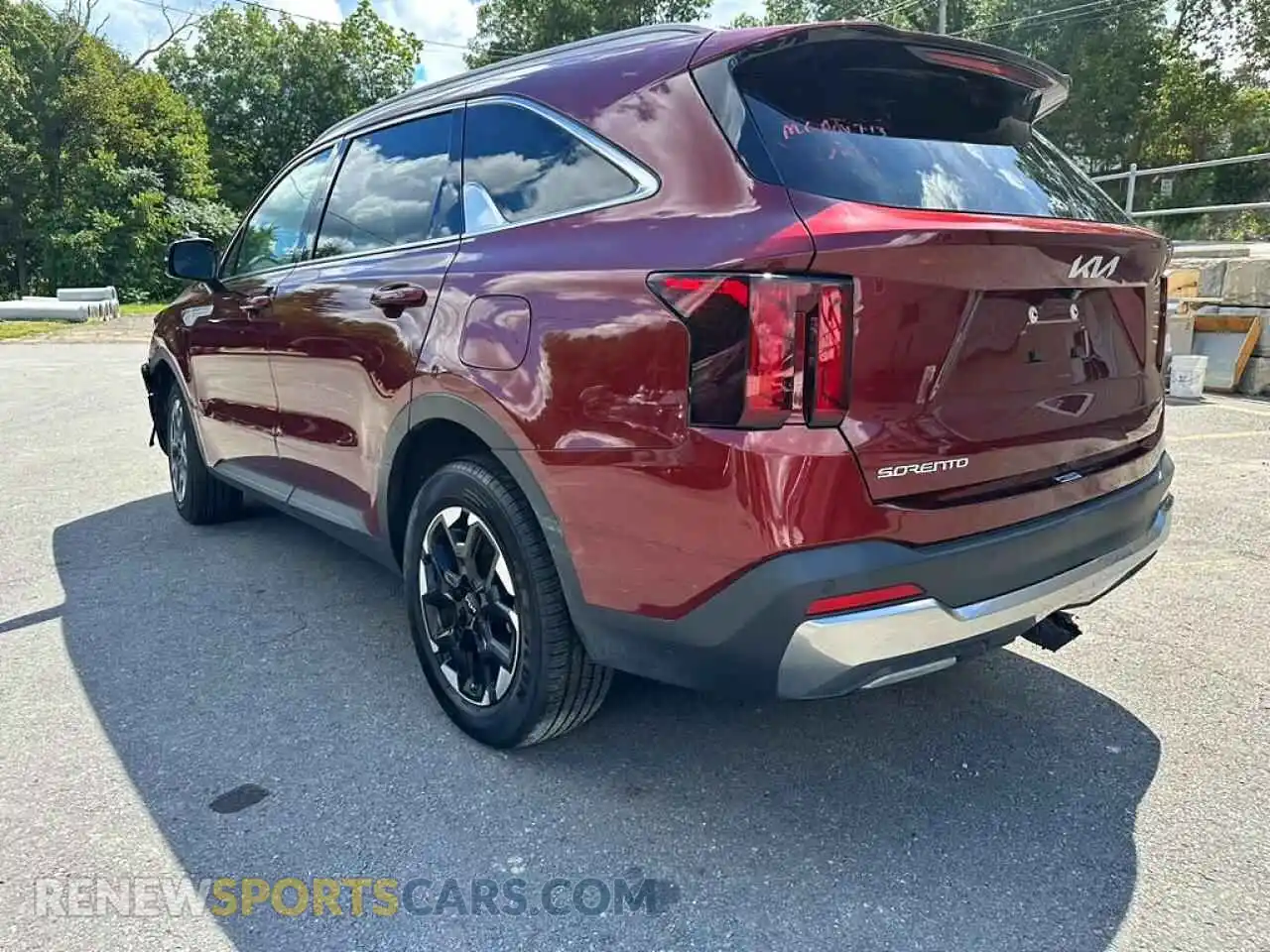 2 Photograph of a damaged car 5XYRLDJC7RG274608 KIA SORENTO 2024