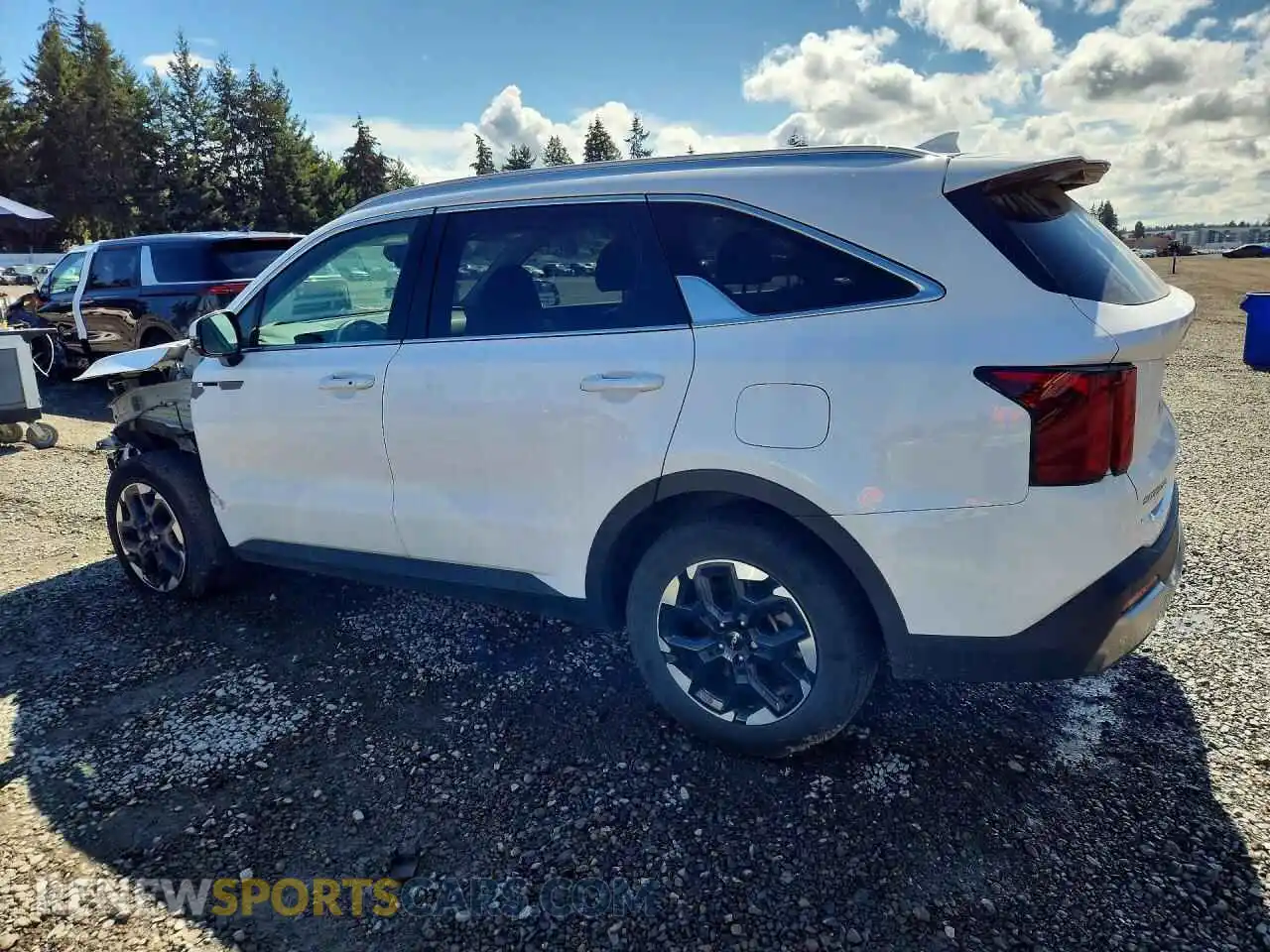 2 Photograph of a damaged car 5XYRLDJC7RG293322 KIA SORENTO 2024