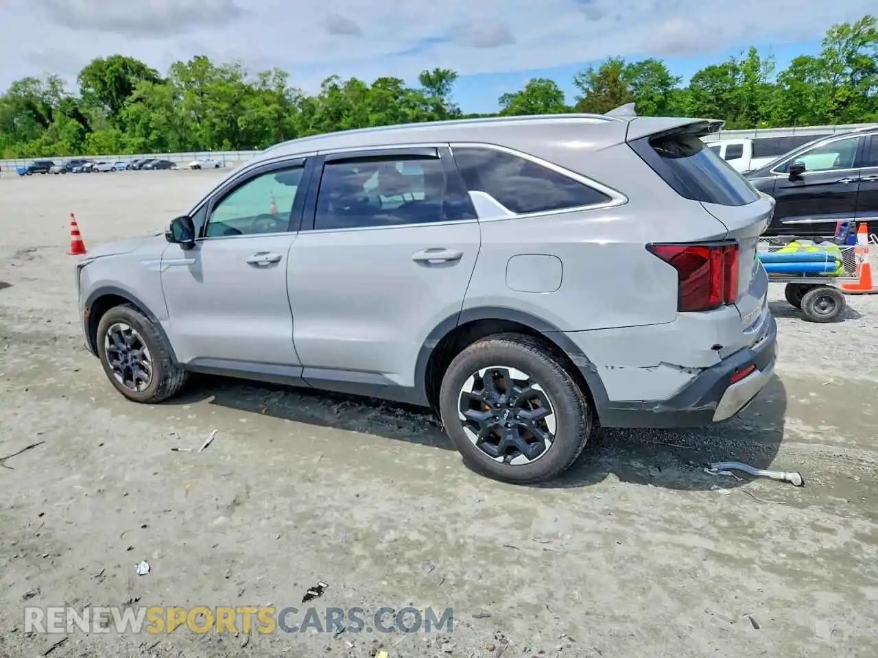2 fotografías del automóvil dañado 5XYRLDJC8RG262032 KIA SORENTO 2024