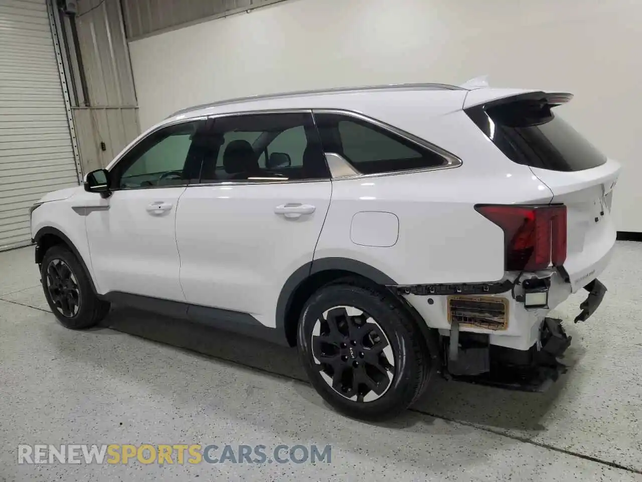 2 Photograph of a damaged car 5XYRLDJC8RG270826 KIA SORENTO 2024