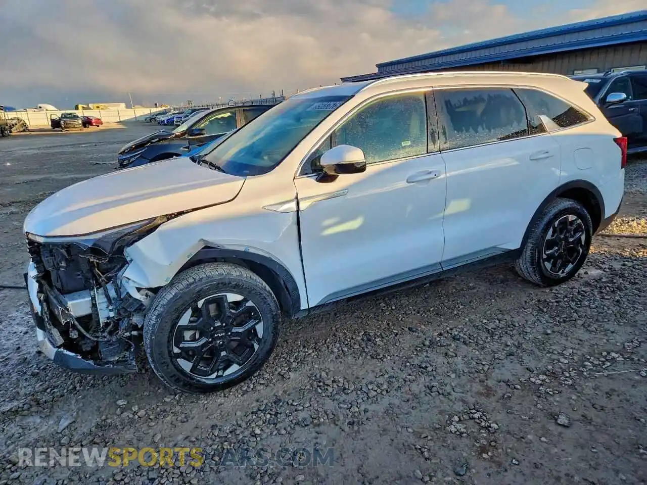1 Photograph of a damaged car 5XYRLDJC8RG289117 KIA SORENTO 2024