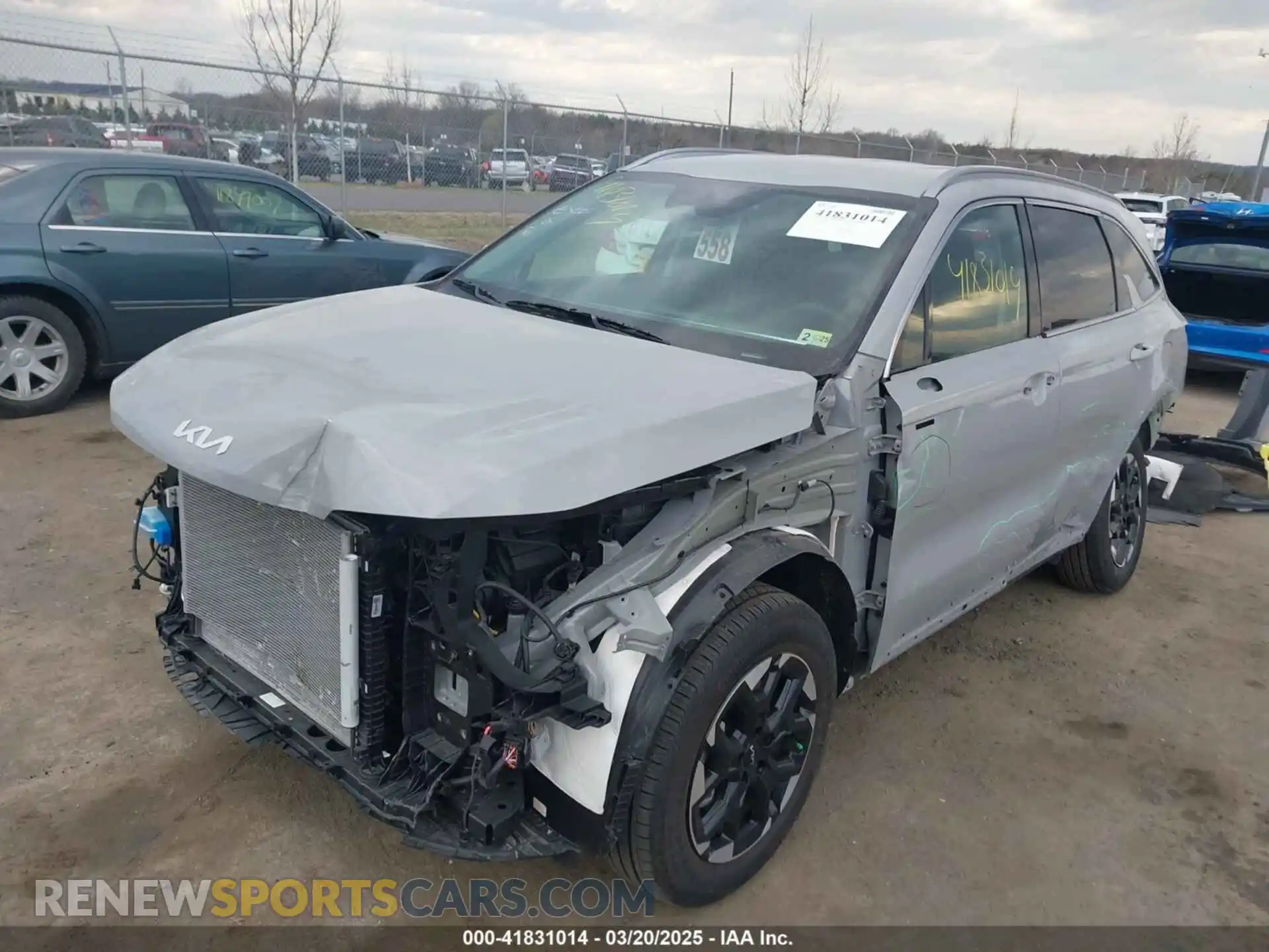 2 Photograph of a damaged car 5XYRLDJC9RG258376 KIA SORENTO 2024