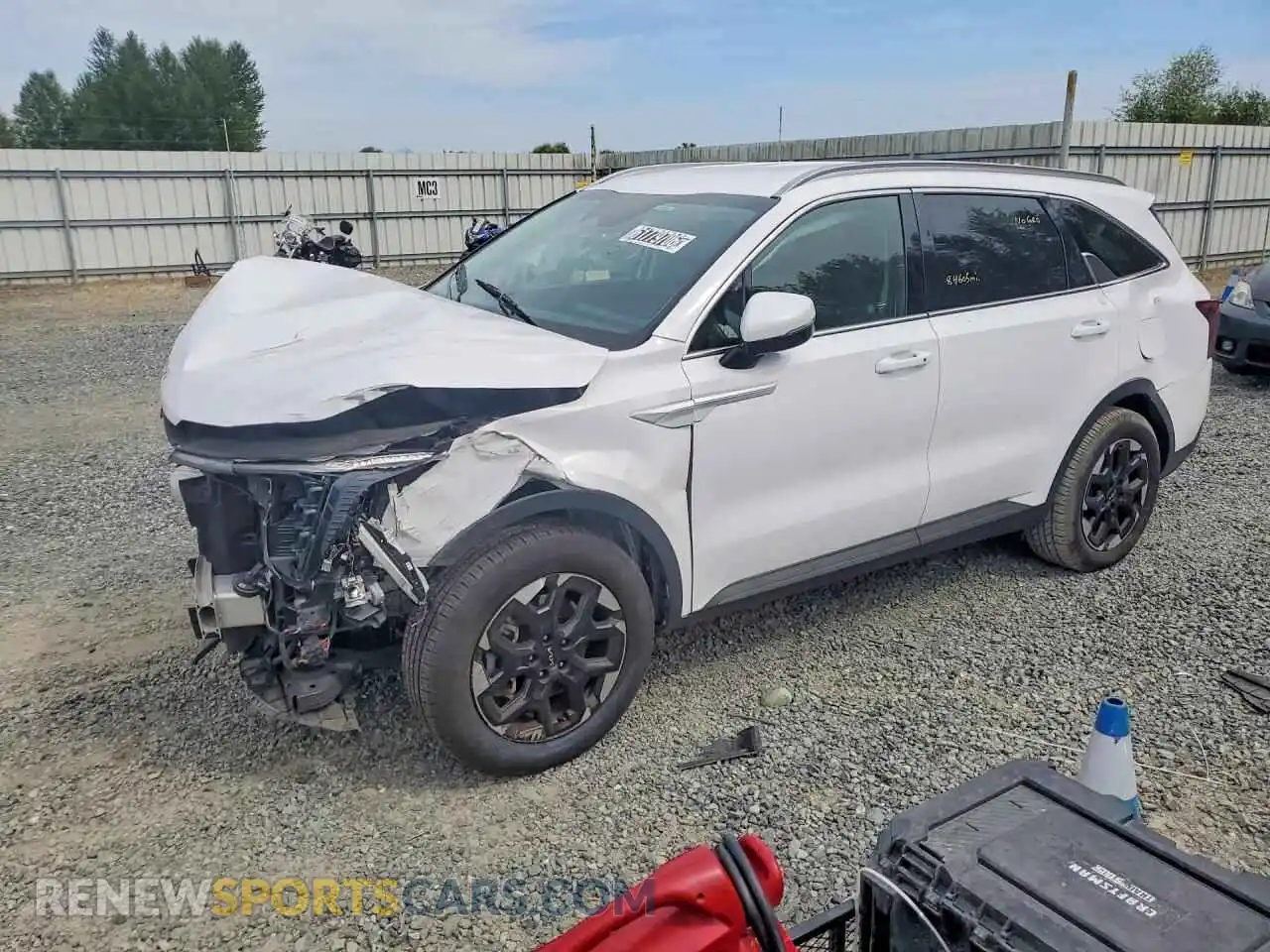 1 Photograph of a damaged car 5XYRLDJC9RG272729 KIA SORENTO 2024