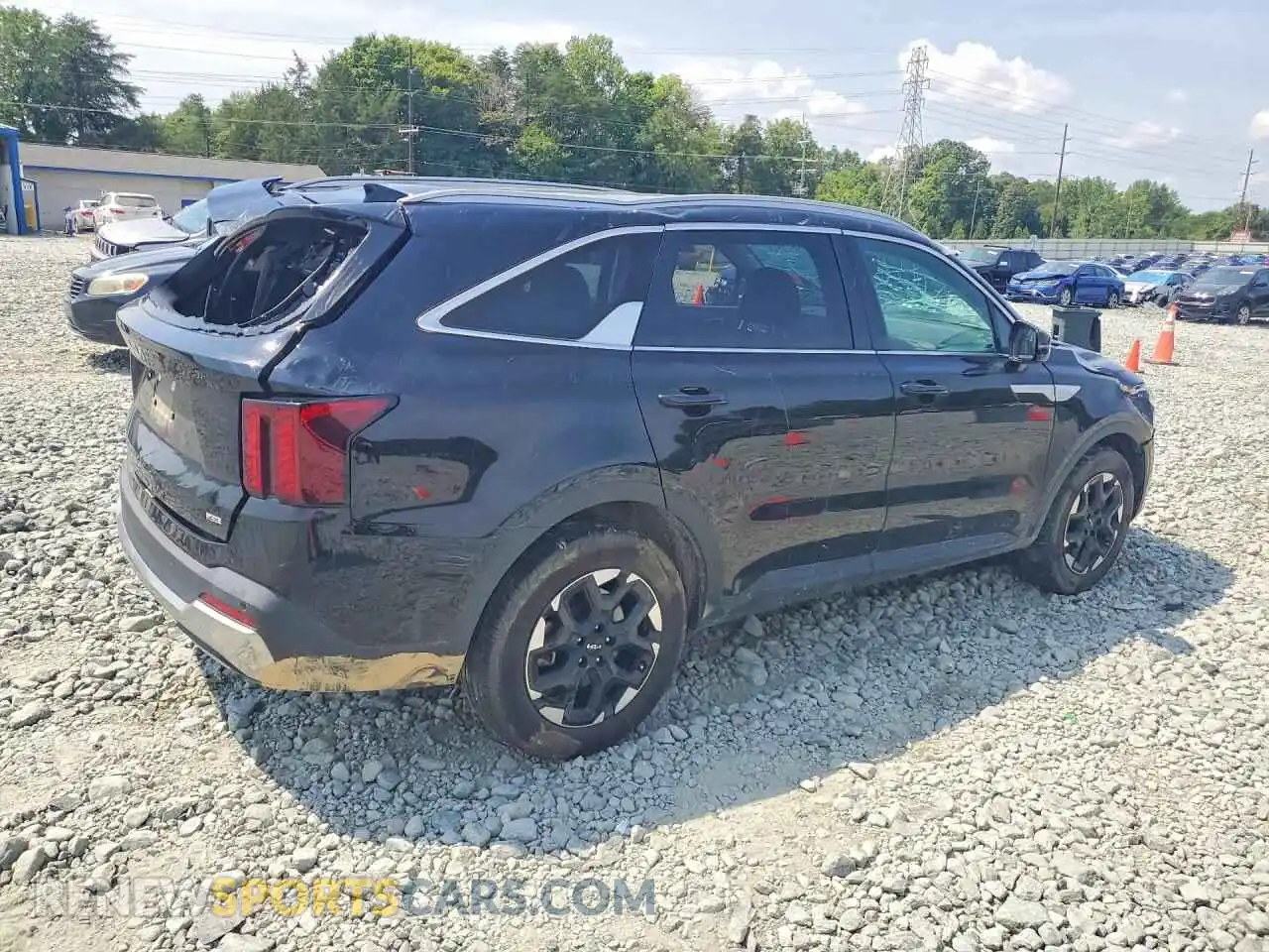 3 Photograph of a damaged car 5XYRLDJCXRG264400 KIA SORENTO 2024