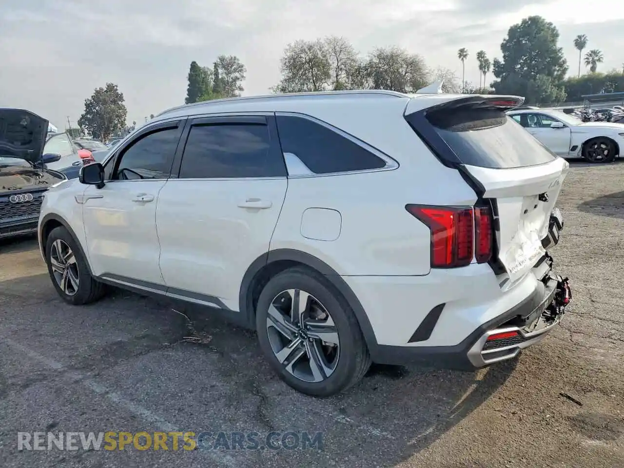 2 Фотография поврежденного автомобиля KNDRHDLG2R5248136 KIA SORENTO 2024