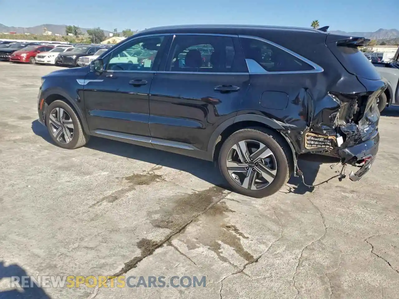 2 fotografías del automóvil dañado KNDRHDLG4R5258652 KIA SORENTO 2024
