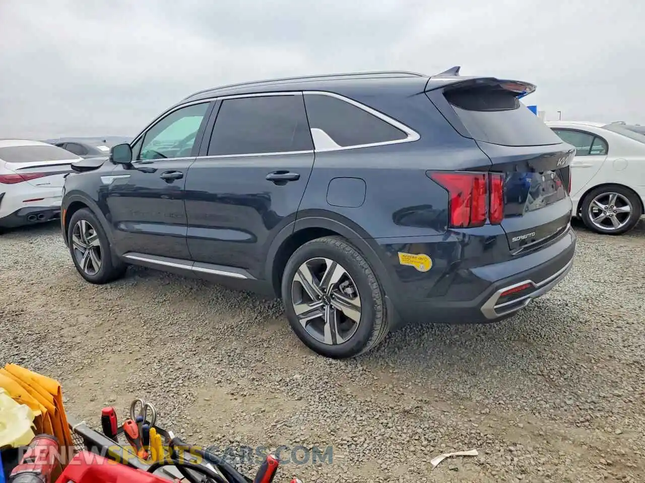 2 Photograph of a damaged car KNDRMDLH3R5259361 KIA SORENTO 2024