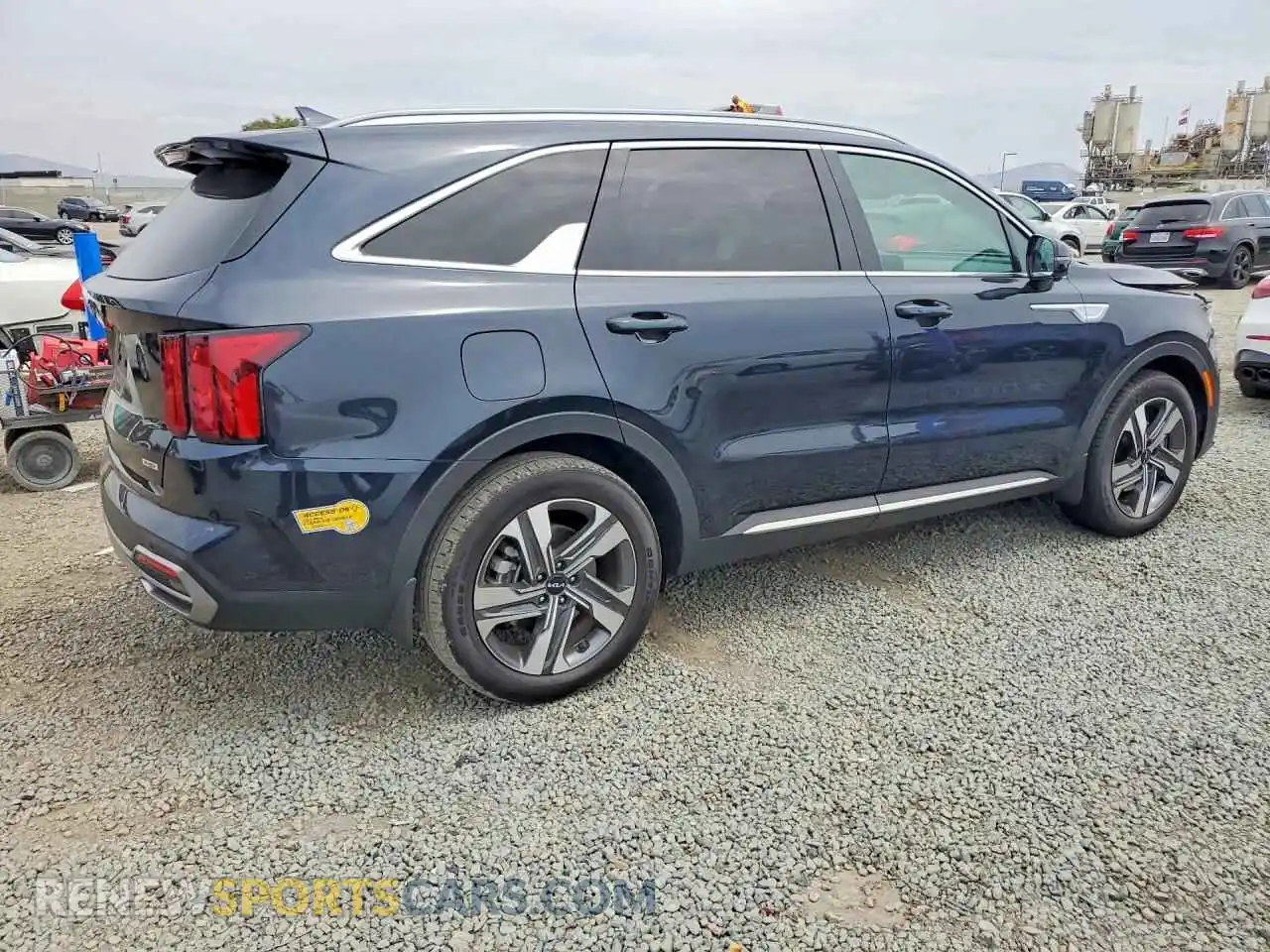 3 Photograph of a damaged car KNDRMDLH3R5259361 KIA SORENTO 2024