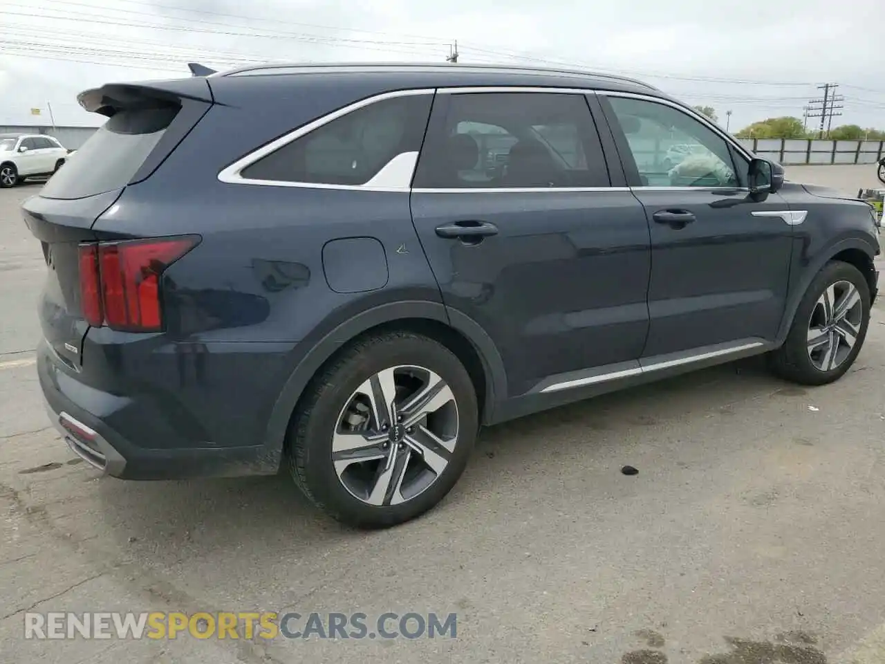 3 Photograph of a damaged car KNDRMDLH5R5236308 KIA SORENTO 2024