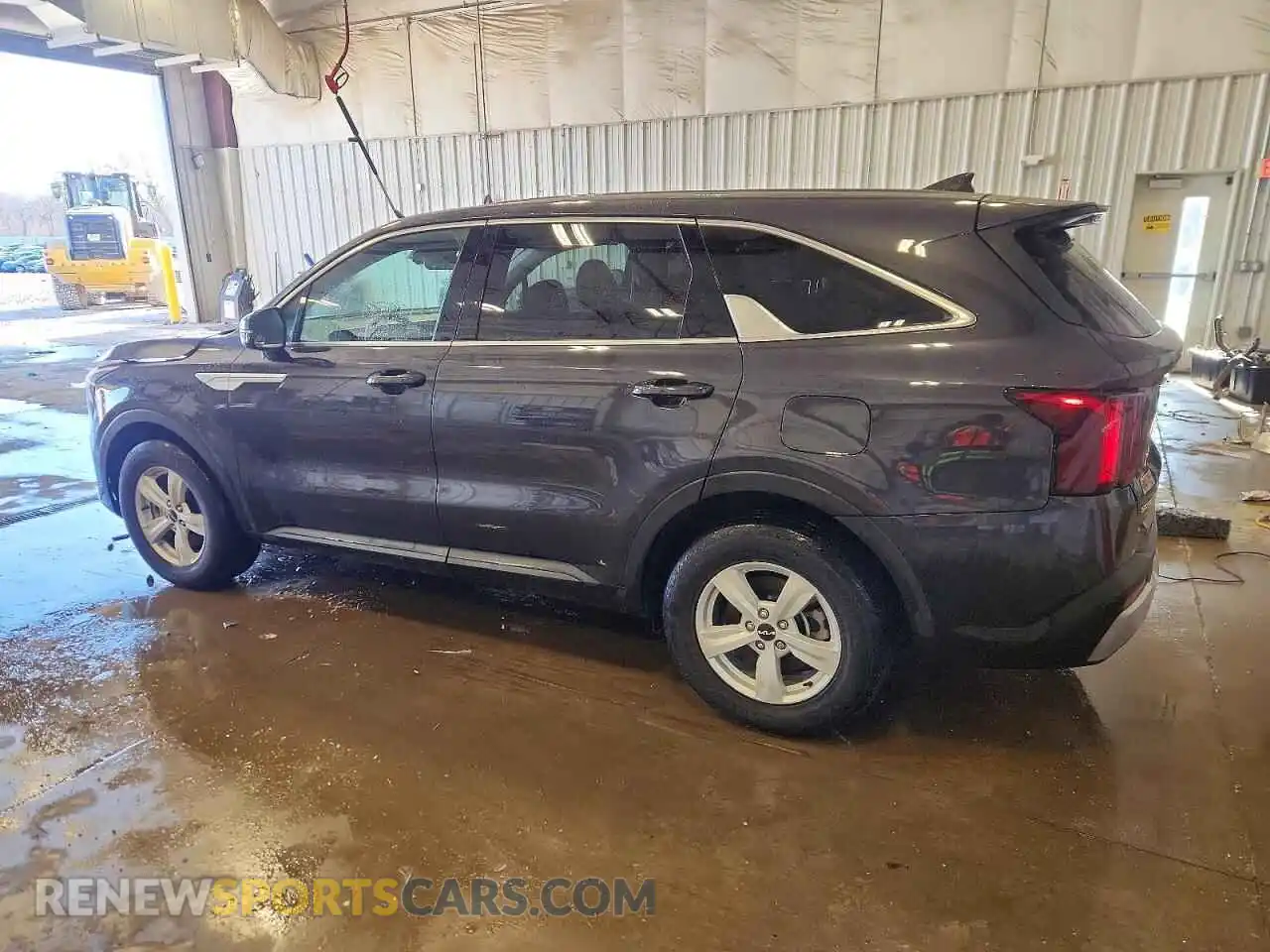 2 Photograph of a damaged car 5XYRG4JC2SG366879 KIA SORENTO 2025