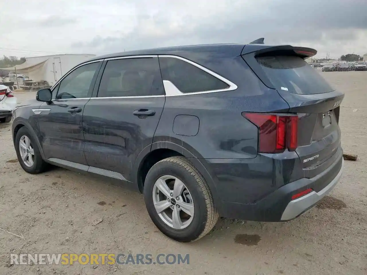 2 Photograph of a damaged car 5XYRG4JC3SG377731 KIA SORENTO 2025