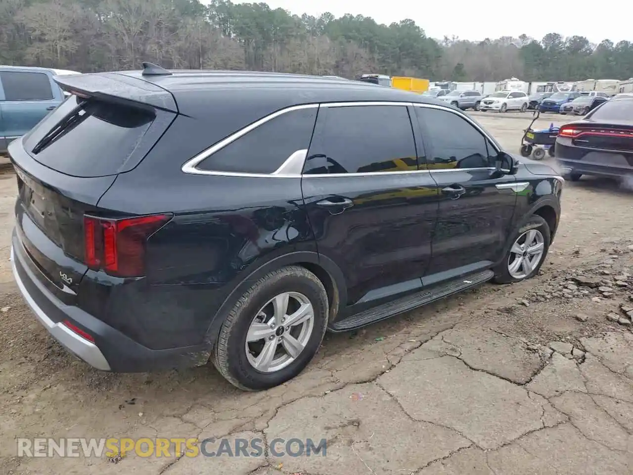 3 Photograph of a damaged car 5XYRG4JC6SG376525 KIA SORENTO 2025